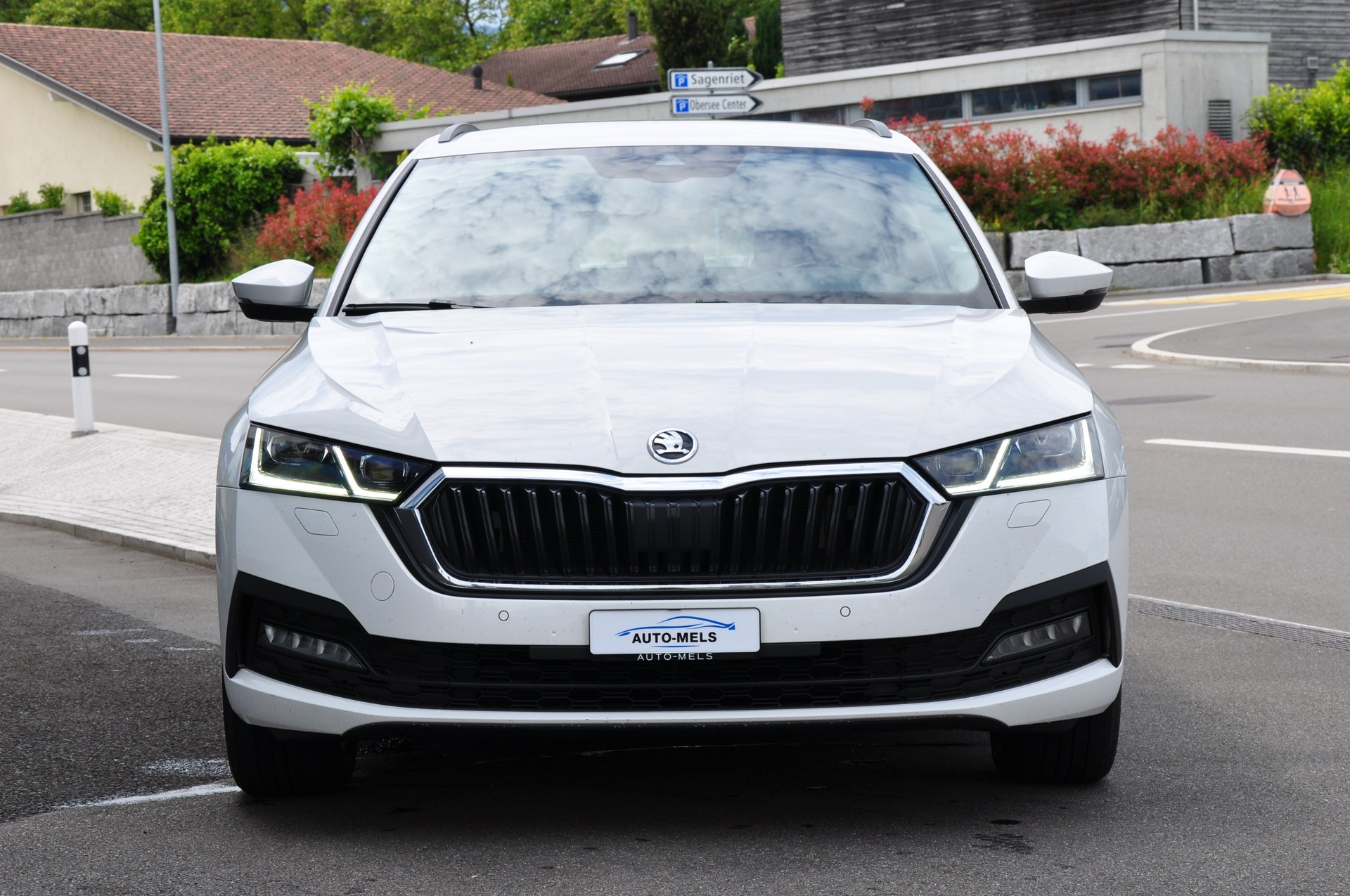 SKODA Octavia Combi 2.0 TDI DSG Ambition 4x4-image-12