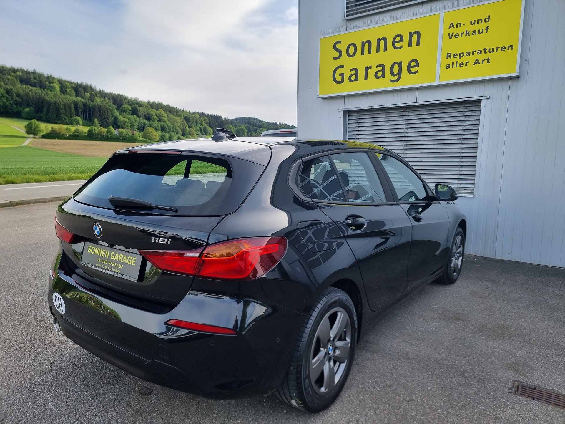 BMW 118i Steptronic-image-11