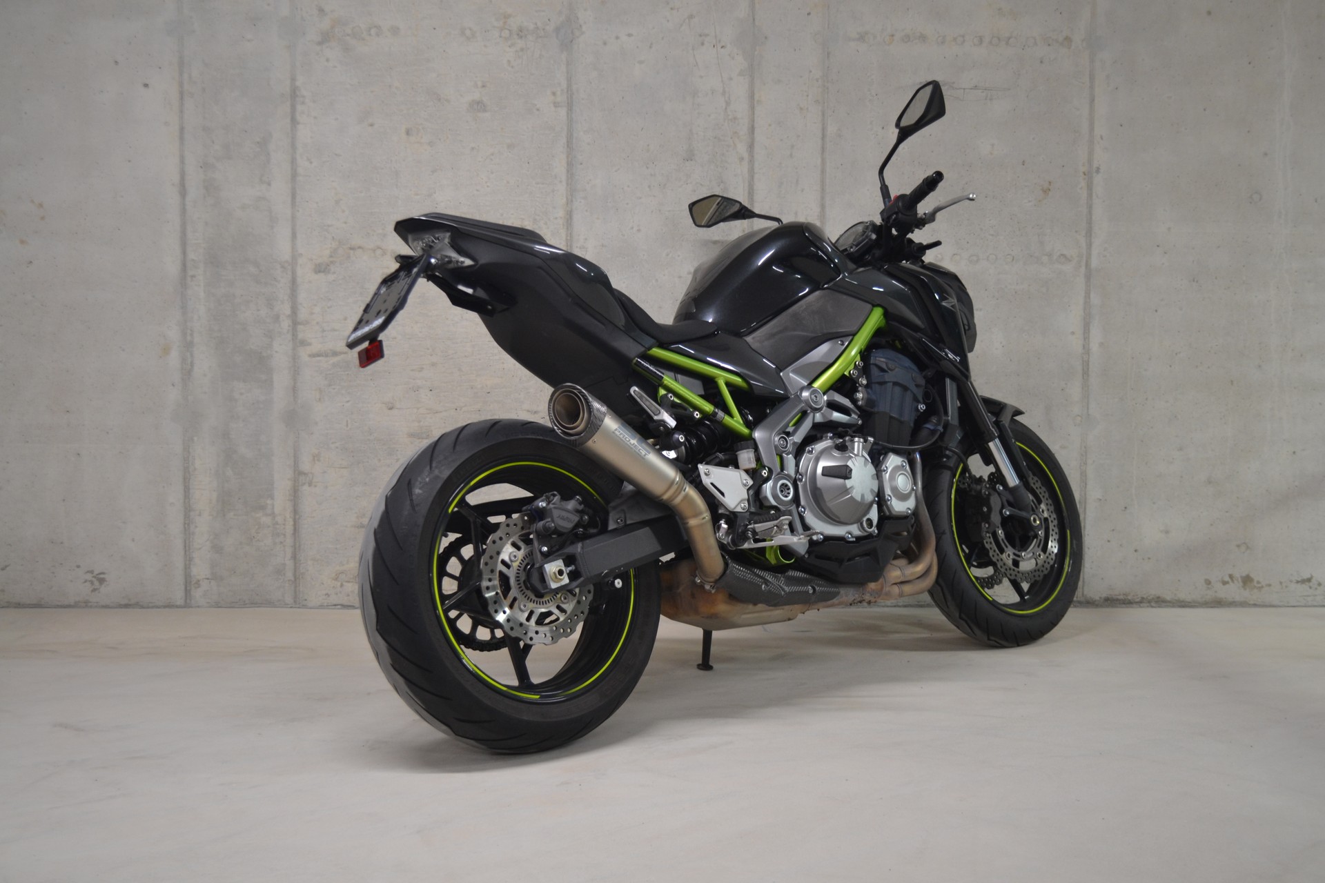 KAWASAKI Z 900-showroom-element-3