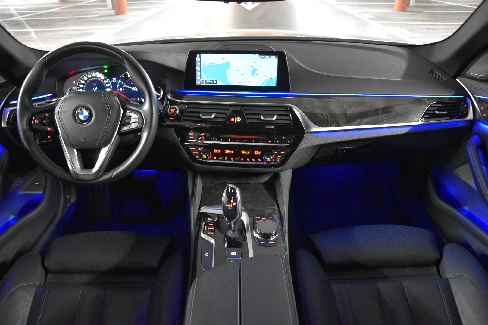 BMW 540d xDrive Luxury Line Steptronic-image-12