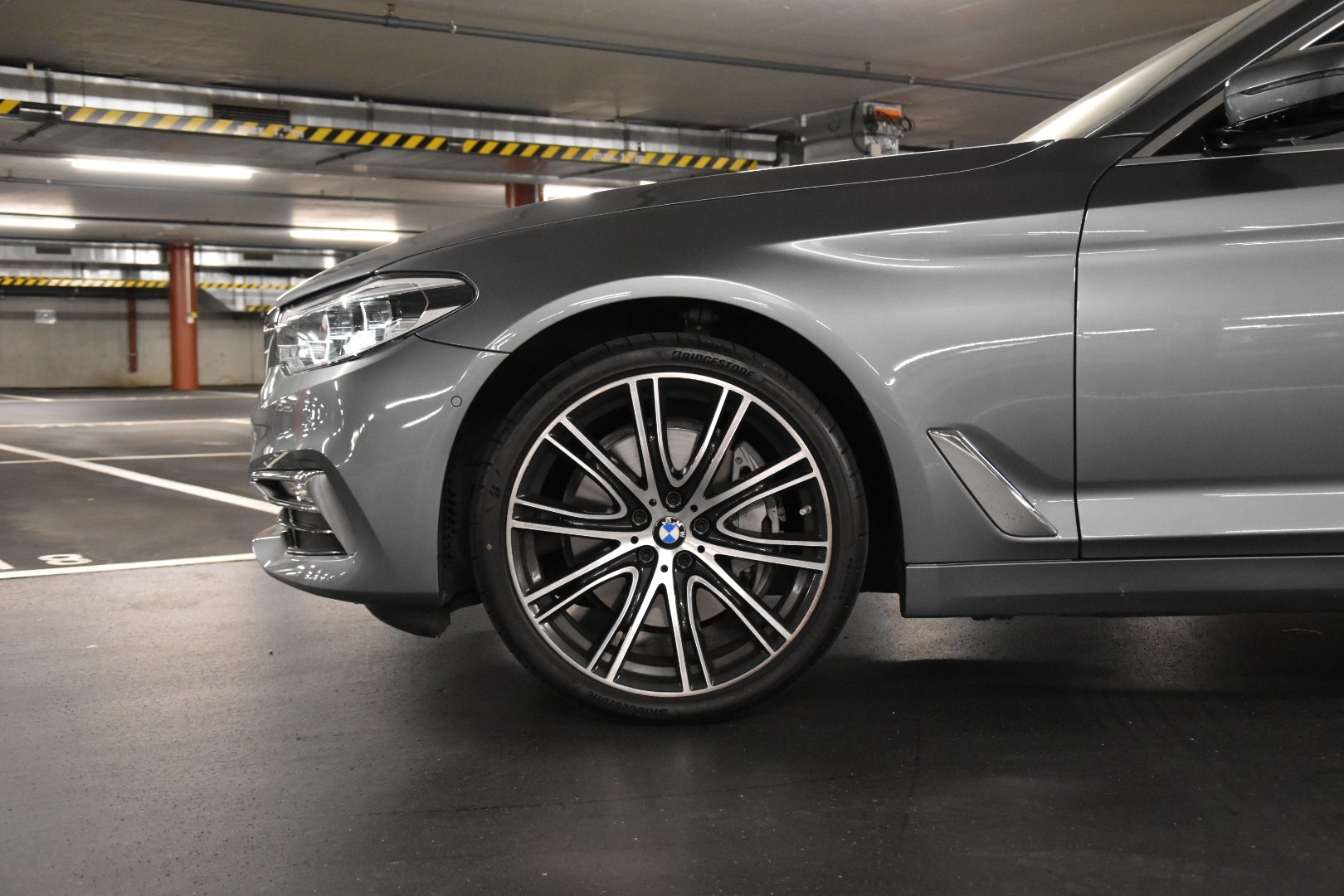 BMW 540d xDrive Luxury Line Steptronic-showroom-element-2