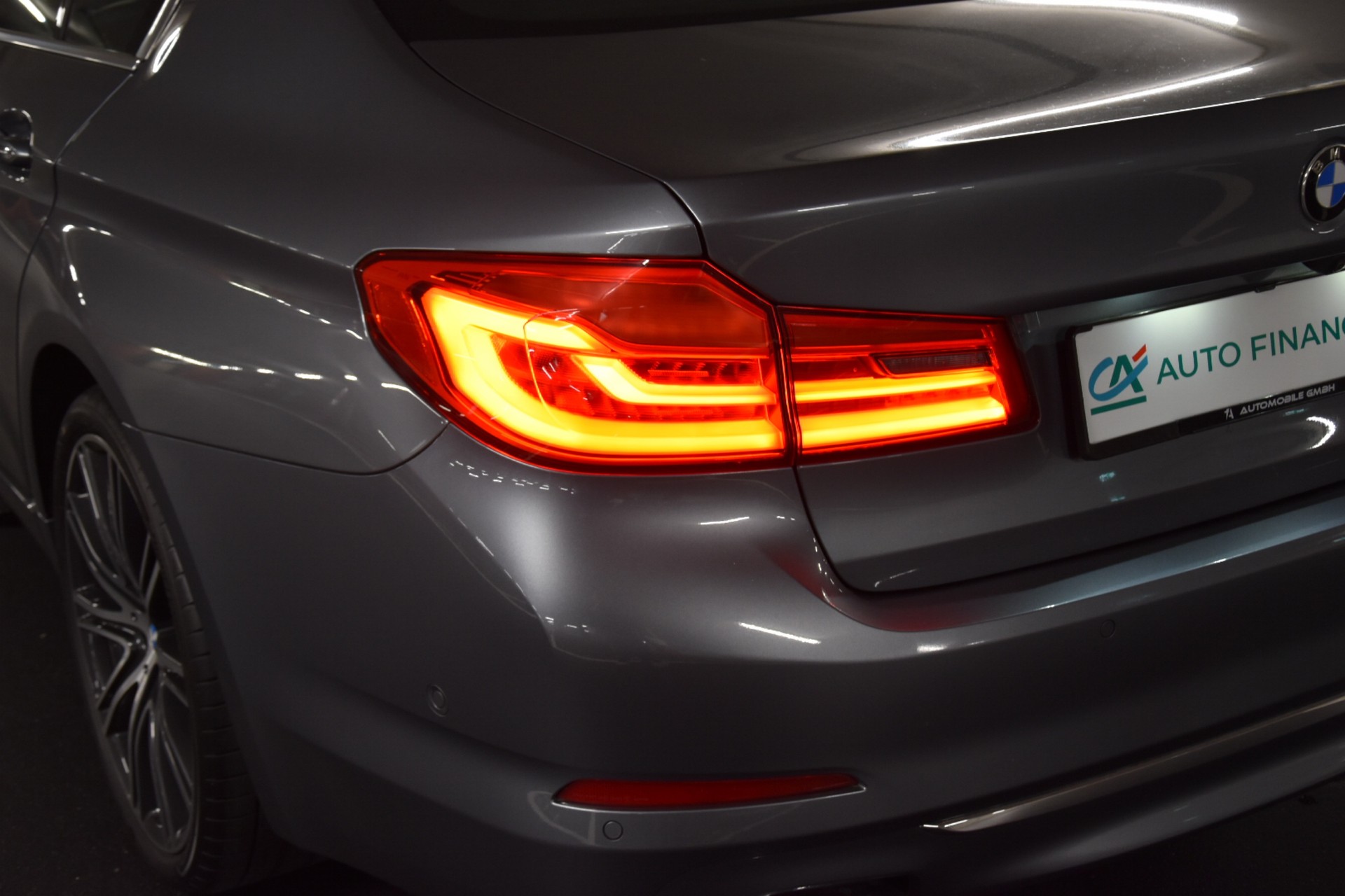 BMW 540d xDrive Luxury Line Steptronic-image-5