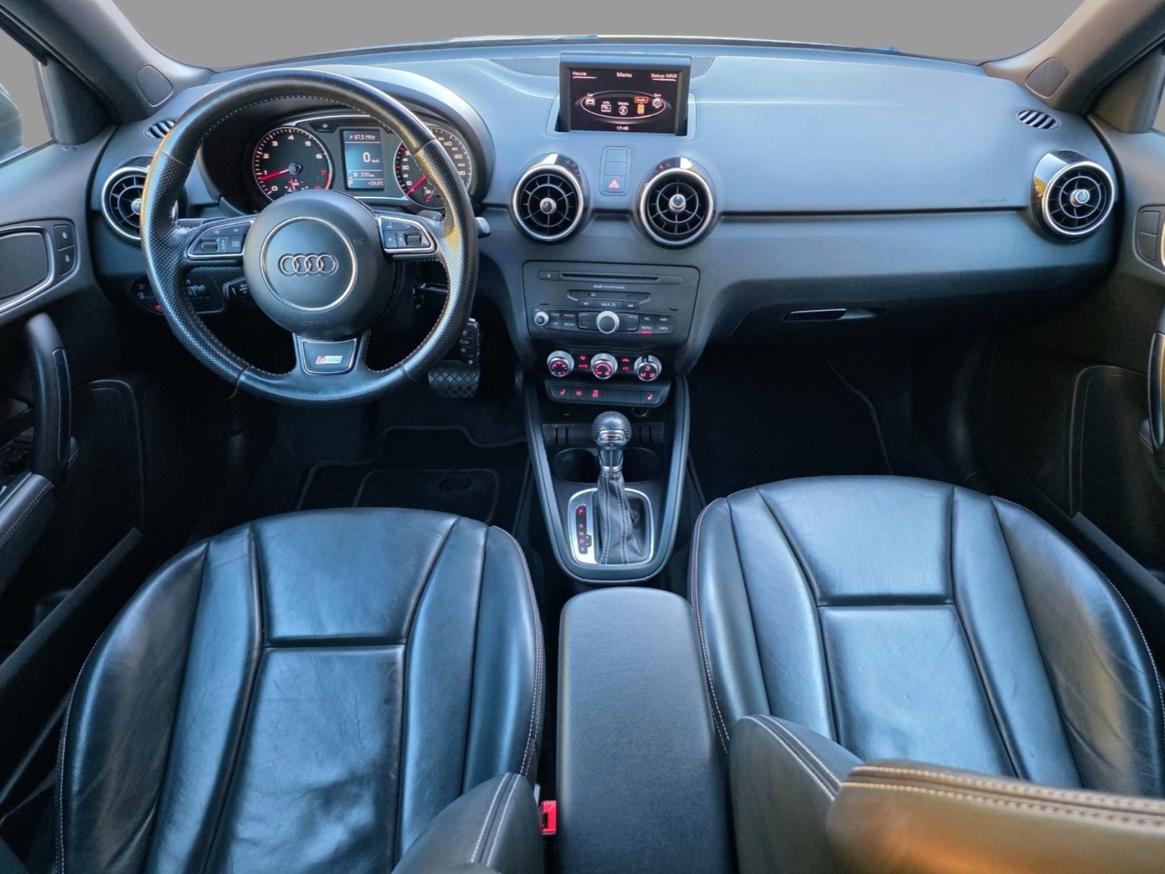 AUDI A1 Sportback Sport 1.4 TFSI Ambition S-tronic-image-8