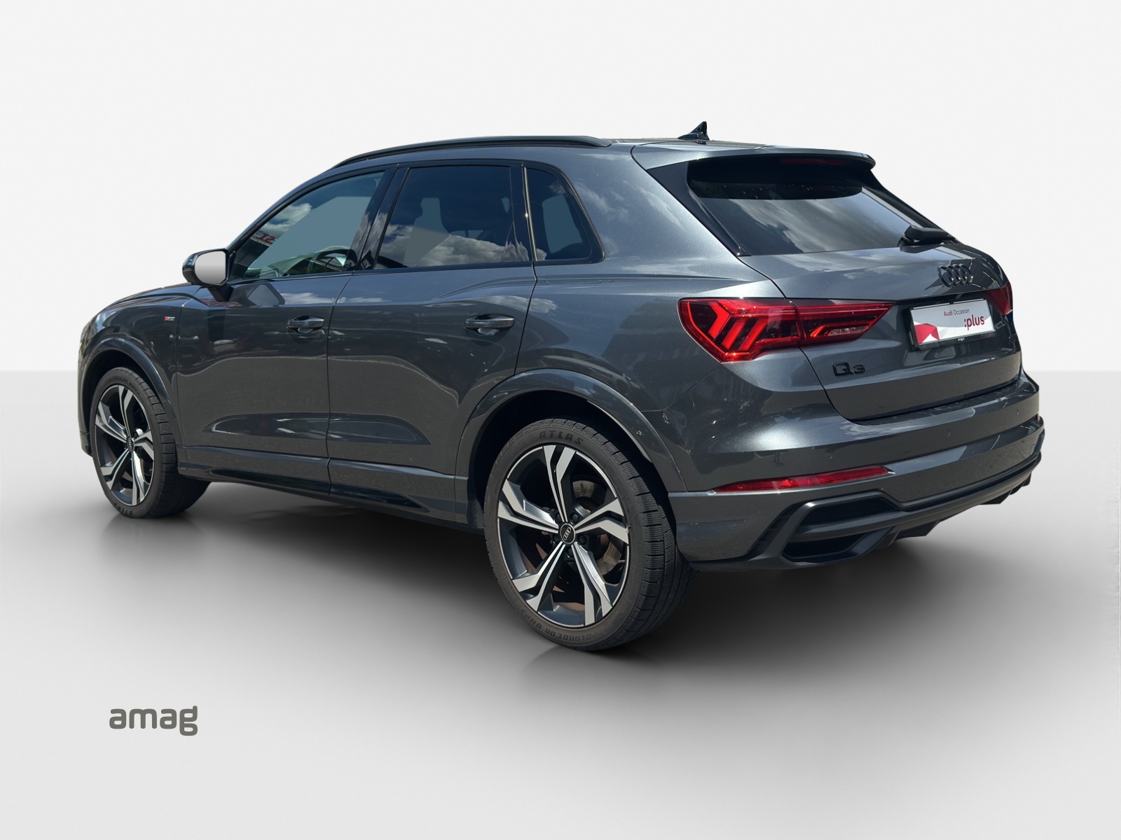 AUDI Q3 35 TFSI S line S-tronic-showroom-element-2