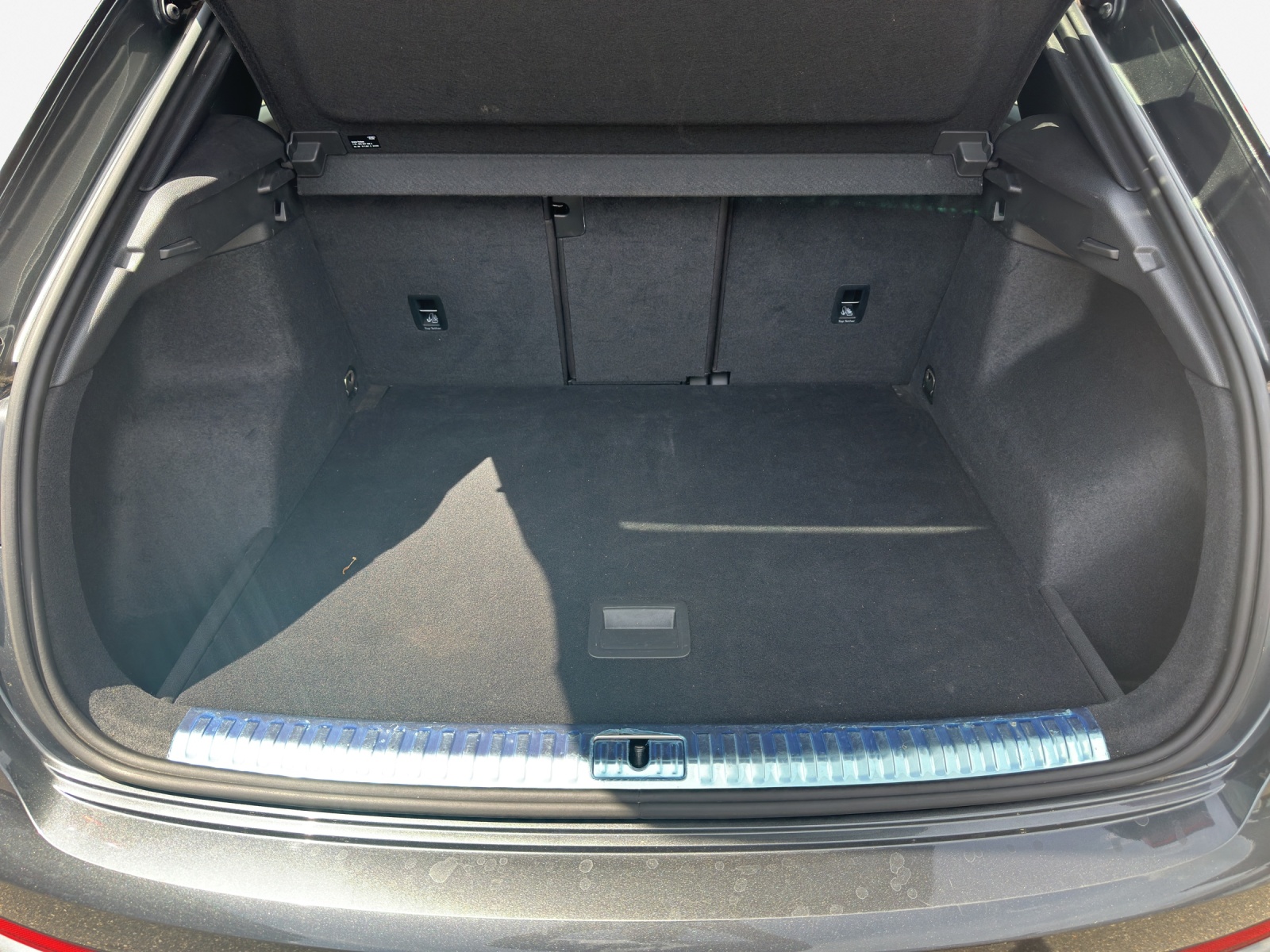 AUDI Q3 35 TFSI S line S-tronic-image-12