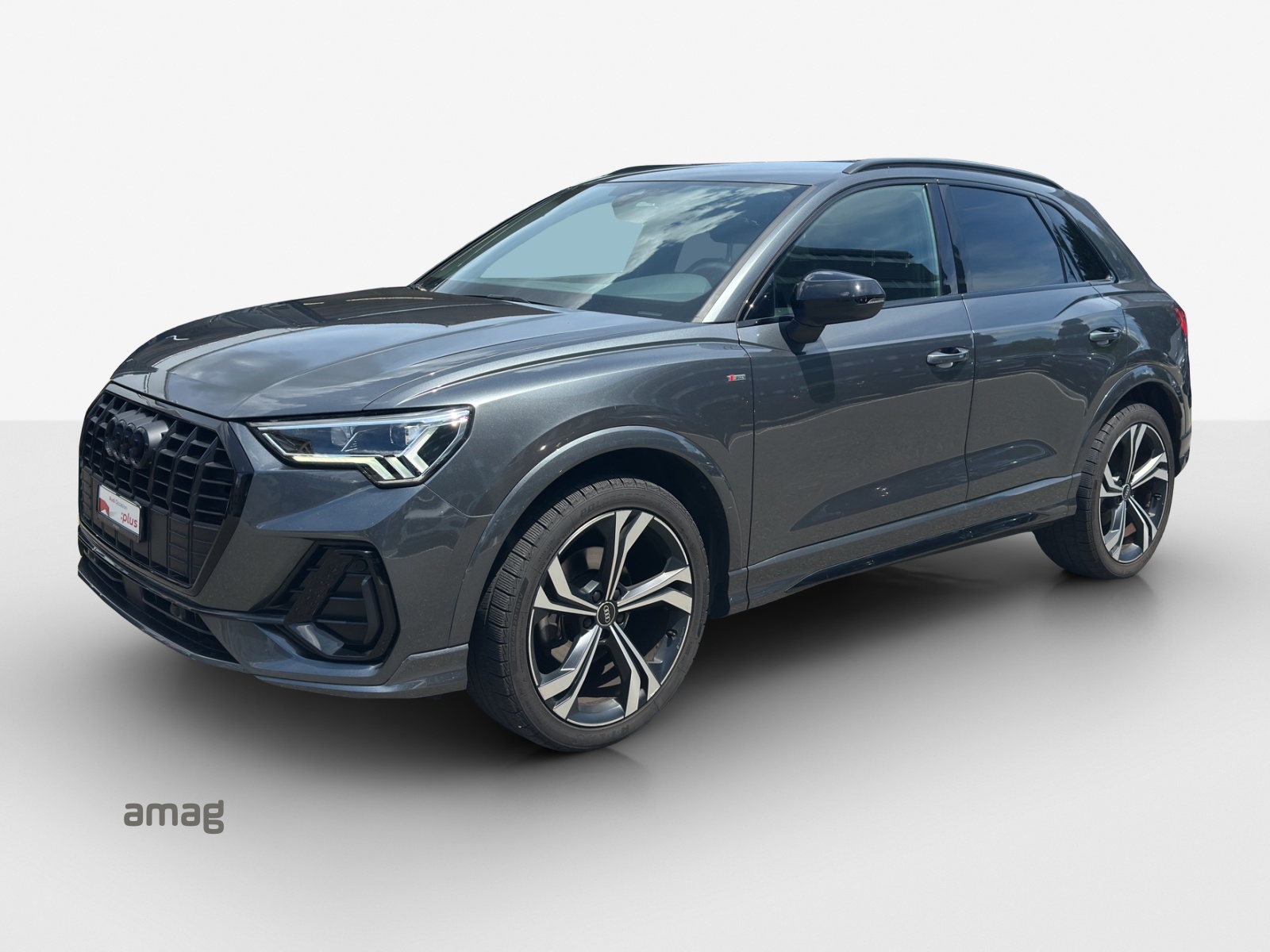 AUDI Q3 35 TFSI S line S-tronic-image-0