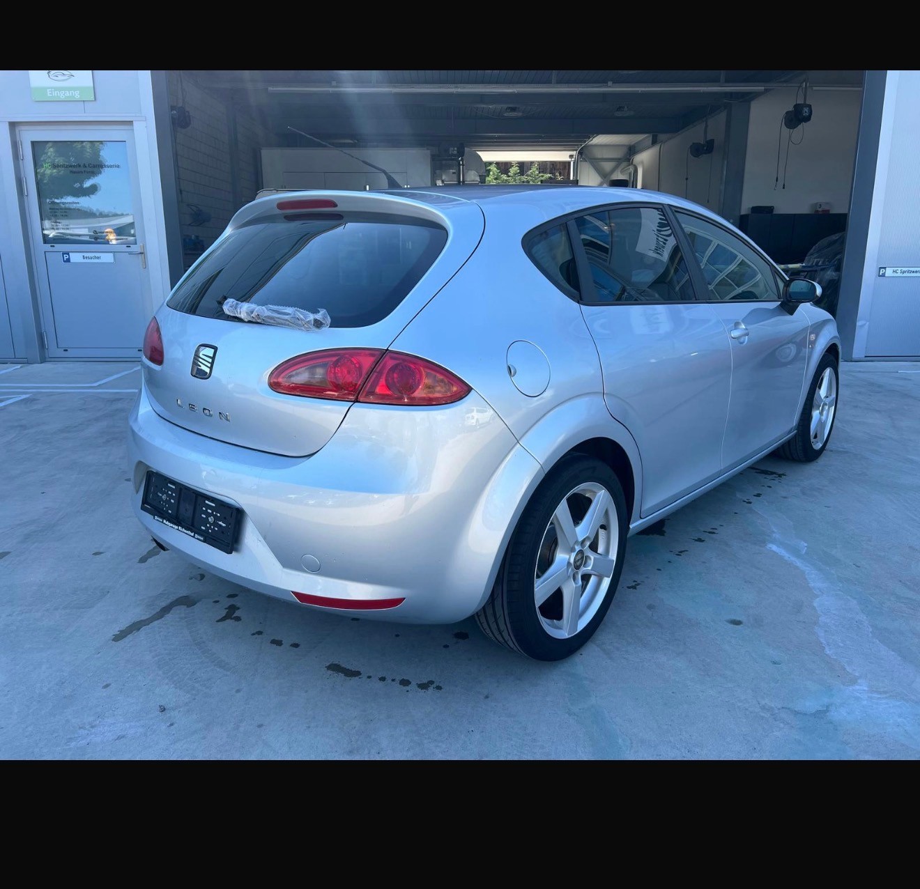 SEAT Leon 2.0 FSI Stylance — slika 4