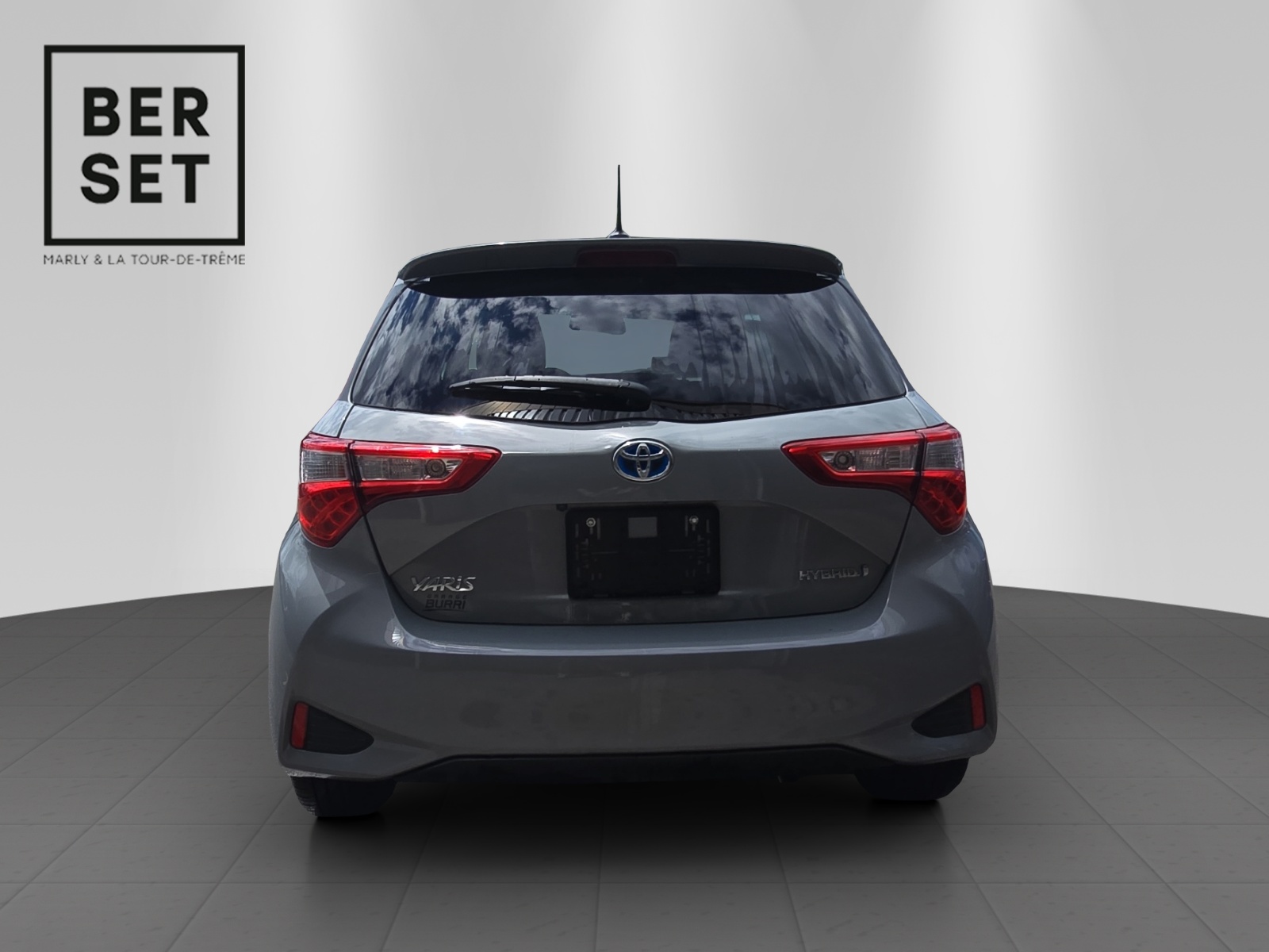 TOYOTA Yaris 1.5 VVT-i HSD Trend-showroom-element-3