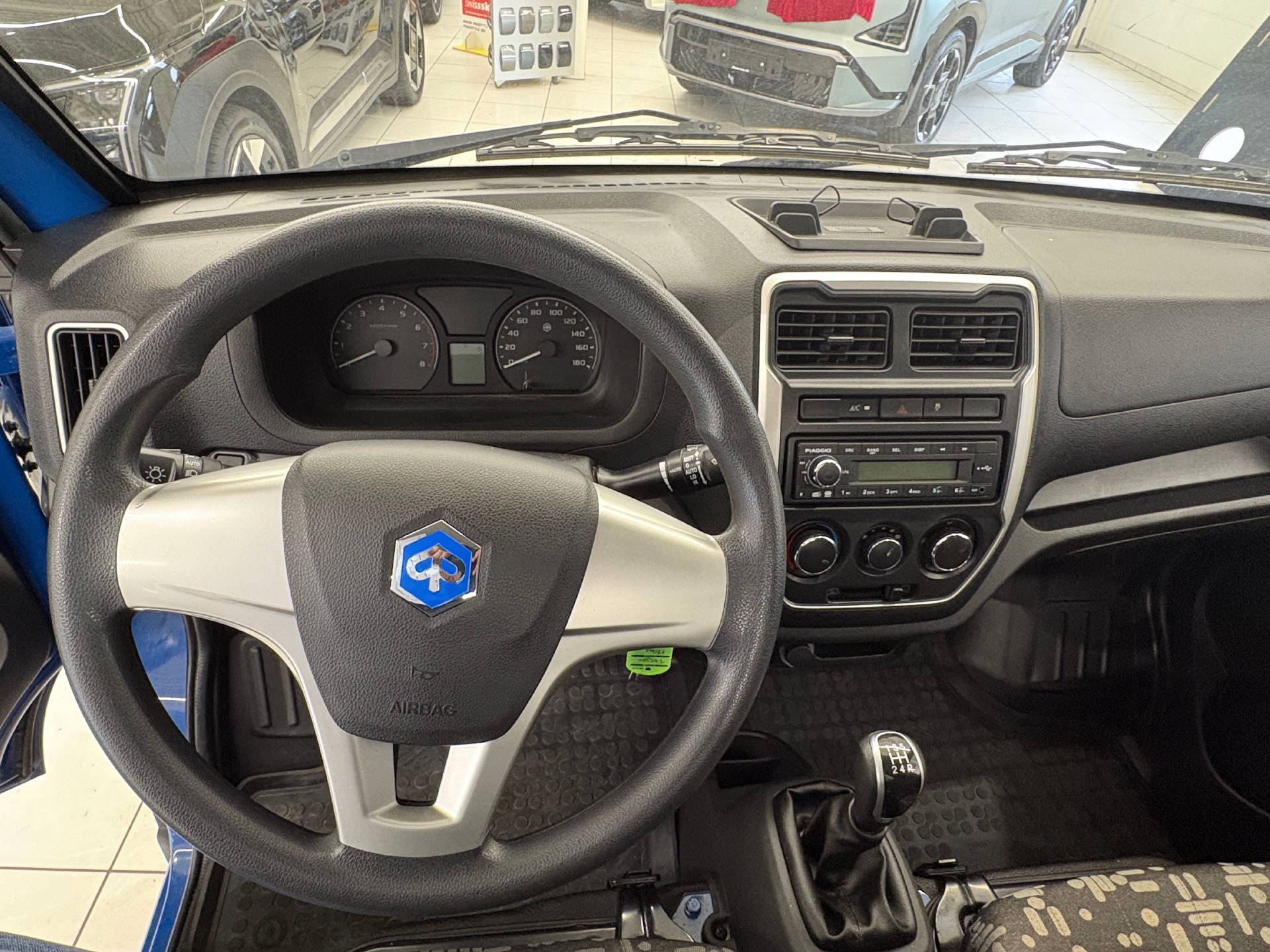 PIAGGIO Porter Pick-up 1.5 CNG-image-8