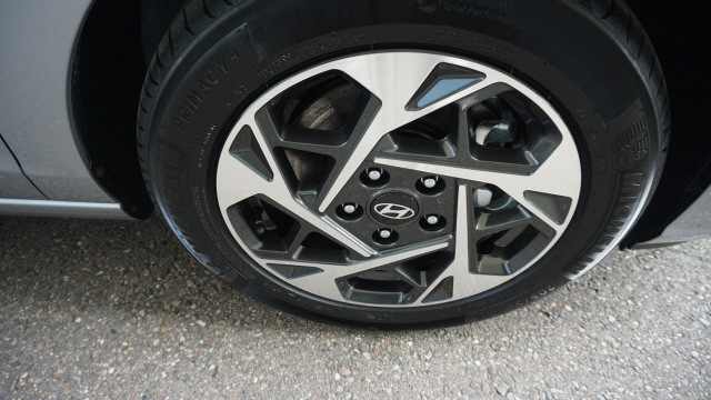 HYUNDAI i30 W 1.5 T-GDi AmpliaDCT-image-7