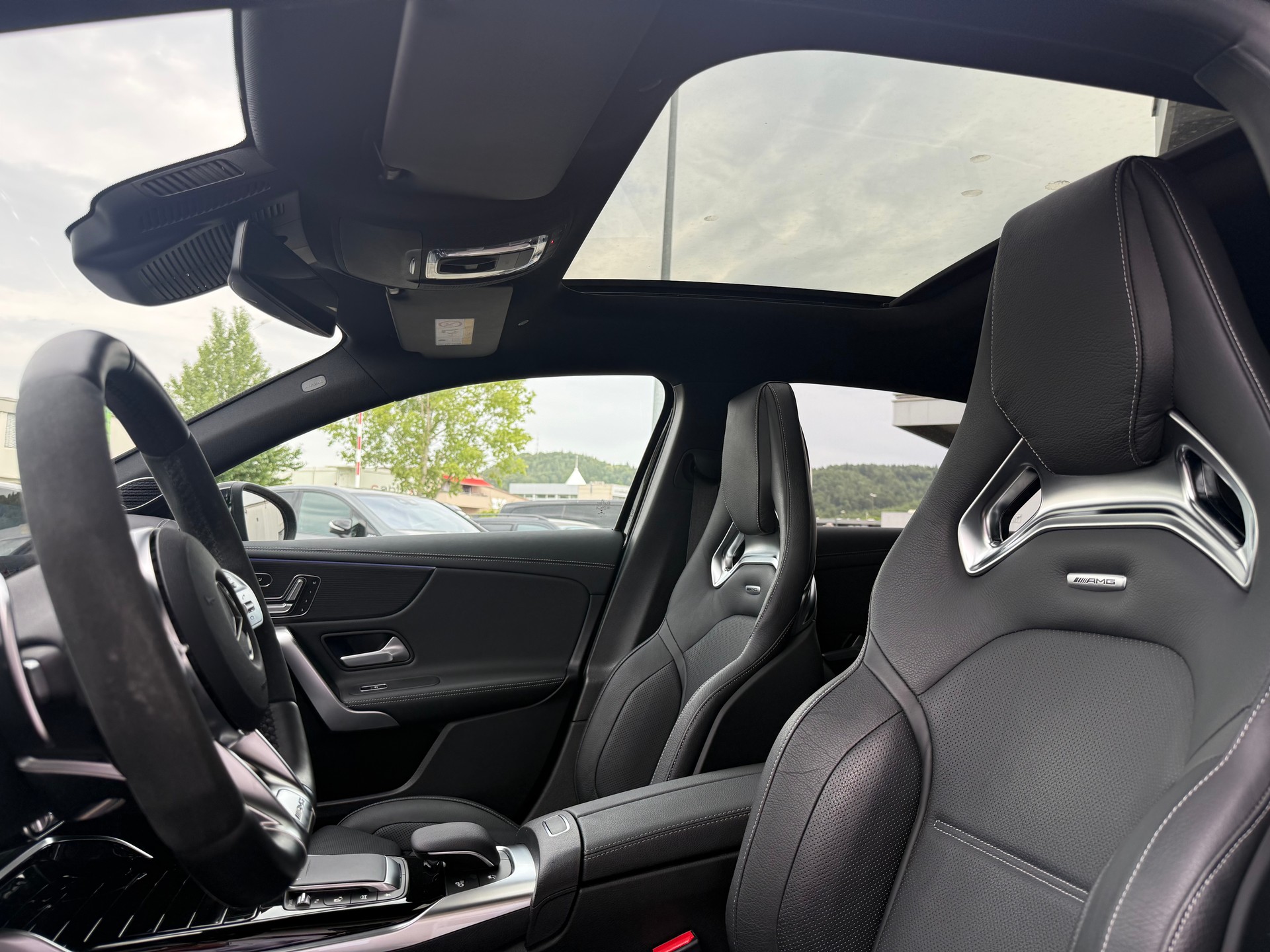 MERCEDES-BENZ A 45 S AMG 4Matic+ Speedshift-image-3