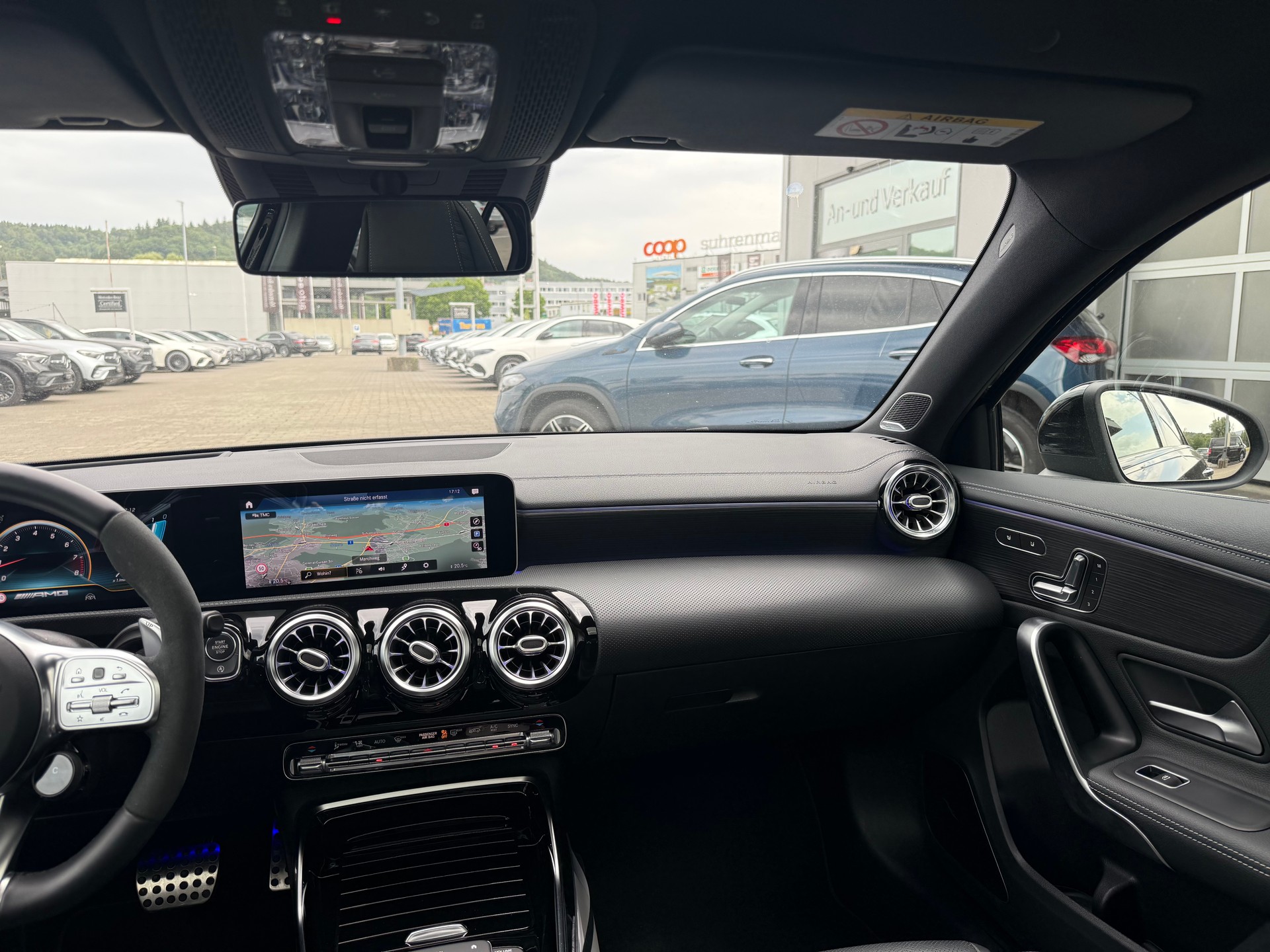MERCEDES-BENZ A 45 S AMG 4Matic+ Speedshift-image-4