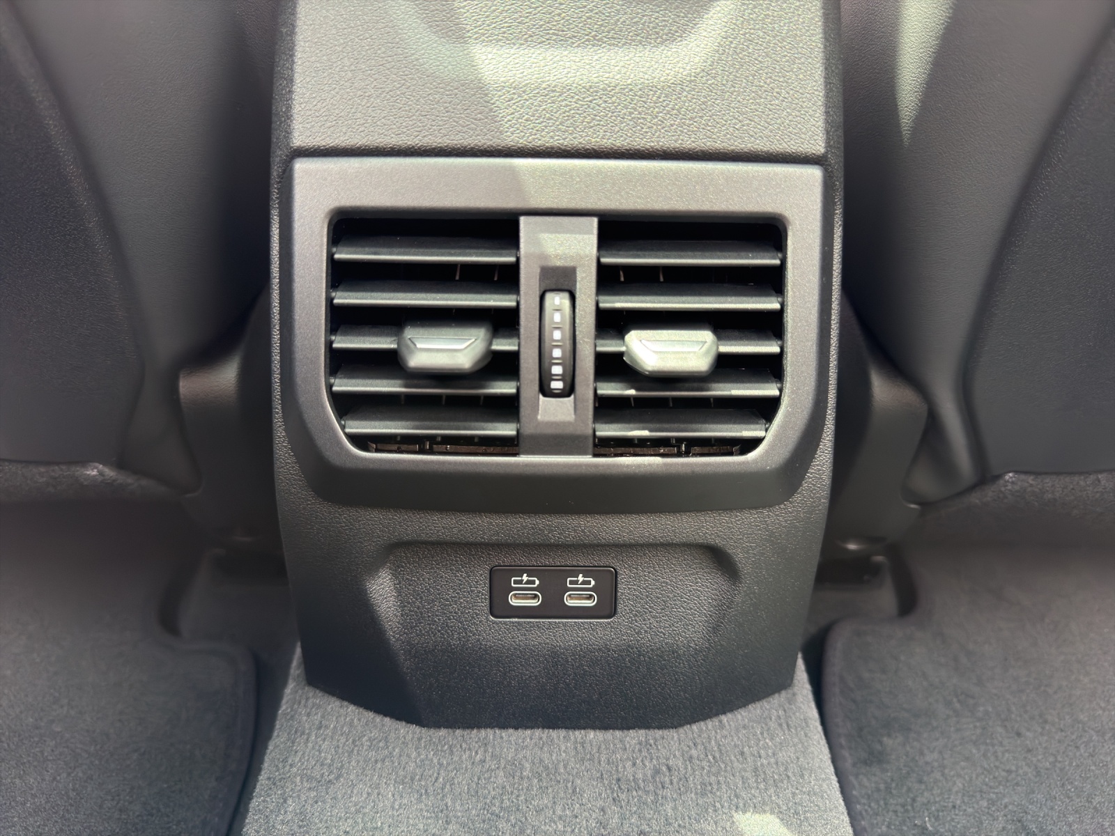 BMW M135 xDrive M Technik Paket-image-22