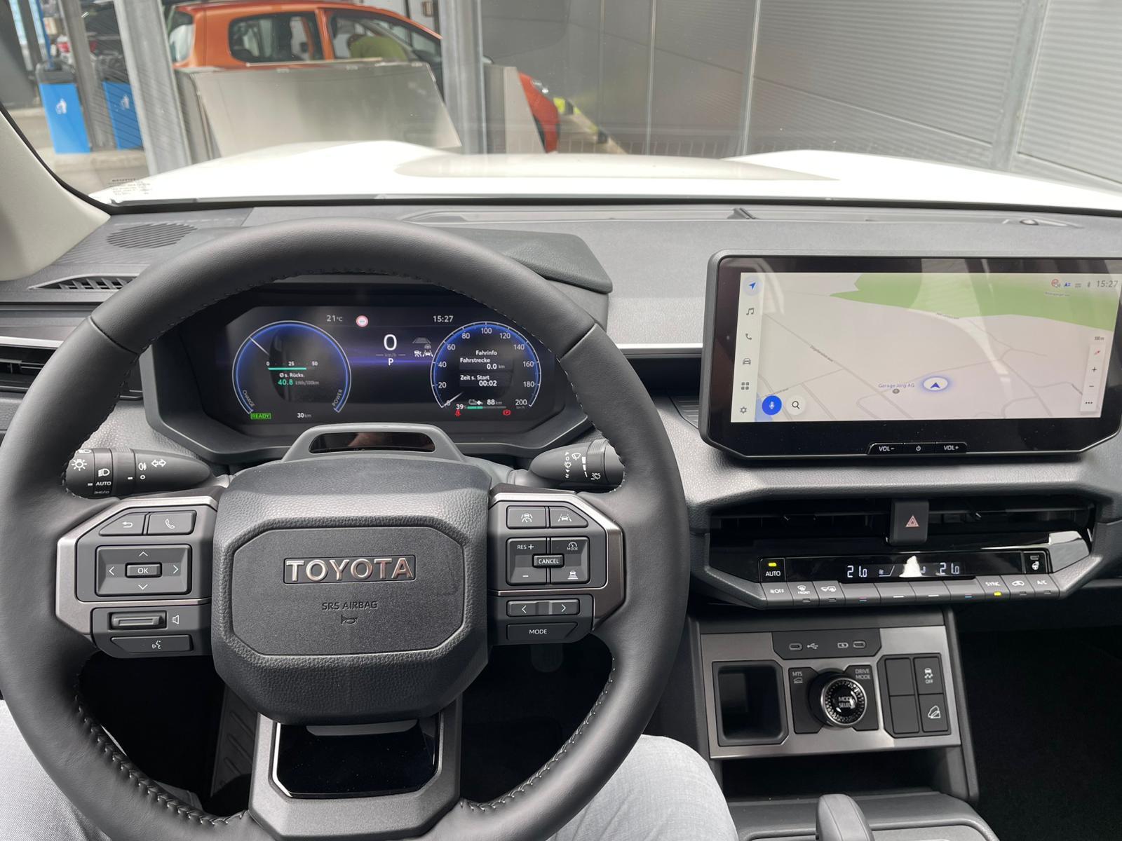 TOYOTA Hilux Double Cab.-Pick-up 59KWh Comfort-image-9