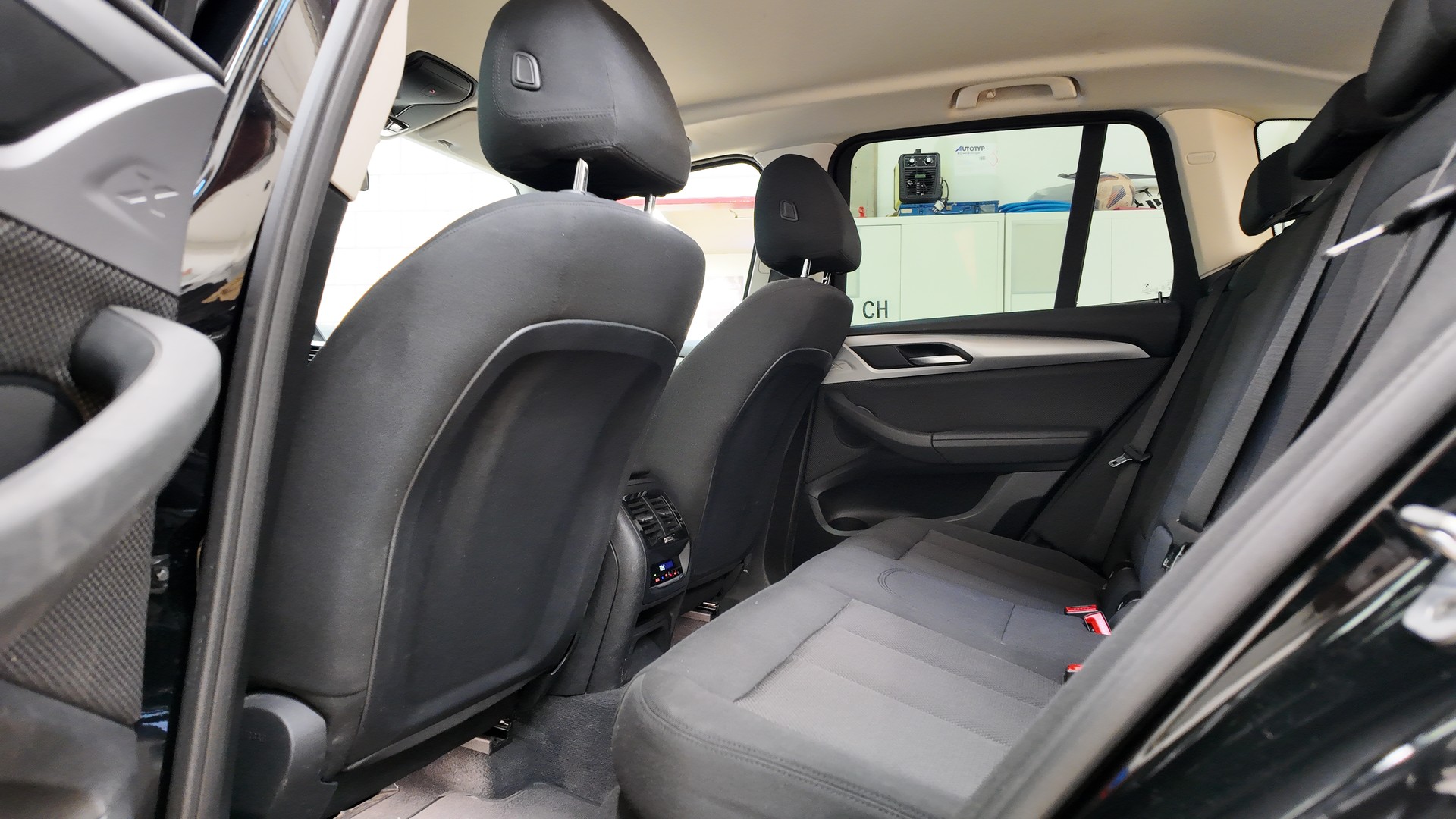 BMW X3 xDrive 20d Steptronic-image-13