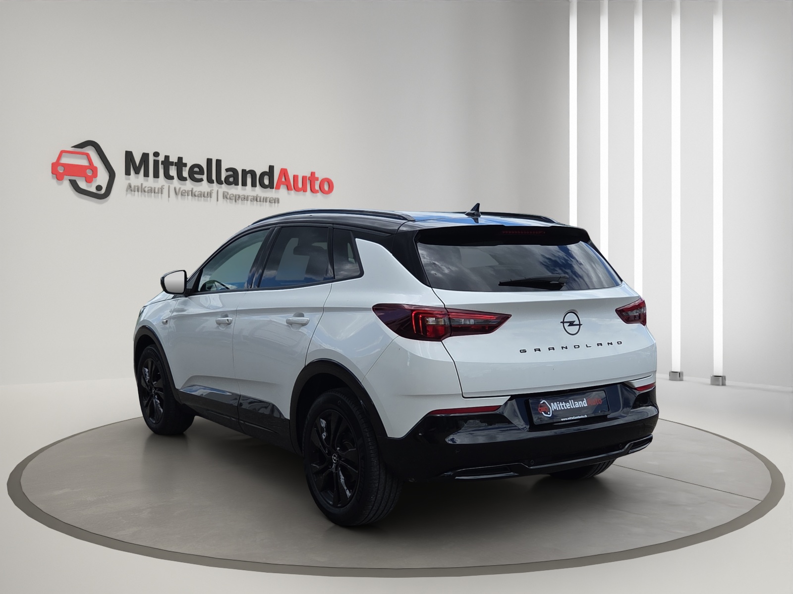 OPEL Grandland 1.2i TP Blitz Automatik-image-13