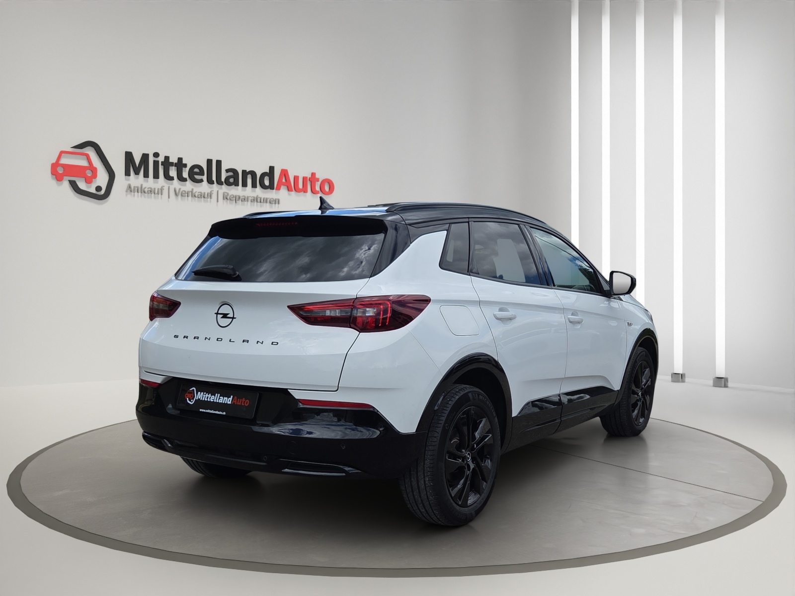 OPEL Grandland 1.2i TP Blitz Automatik-image-11