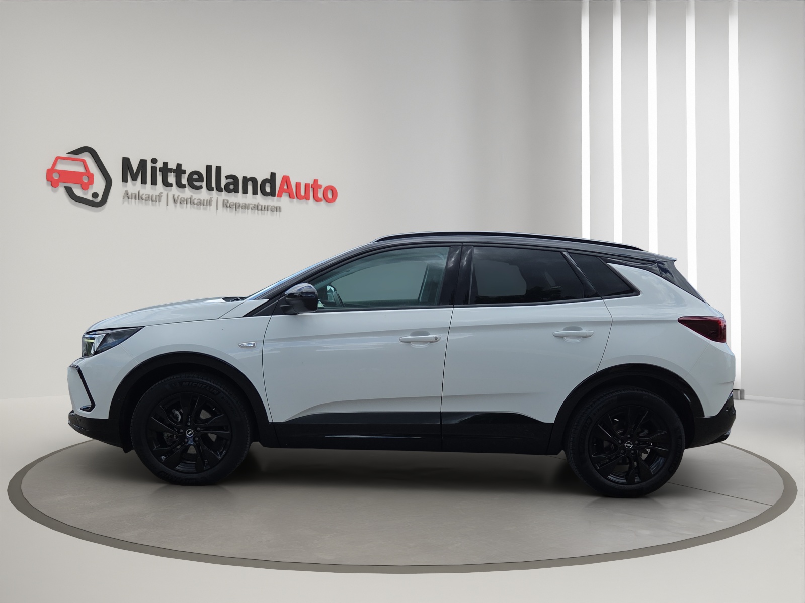 OPEL Grandland 1.2i TP Blitz Automatik-image-4