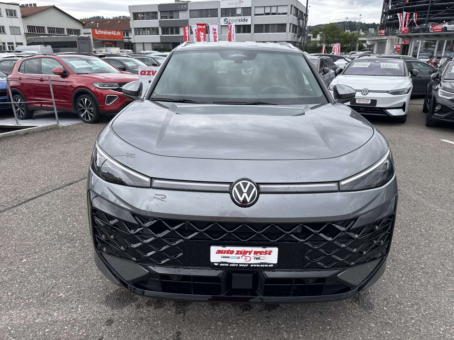 VW T-Roc 1.5 eTSi mHEV R-Line DSG-Automat-image-13