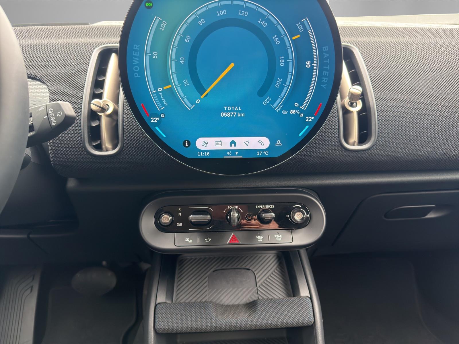 MINI Countryman E-image-15