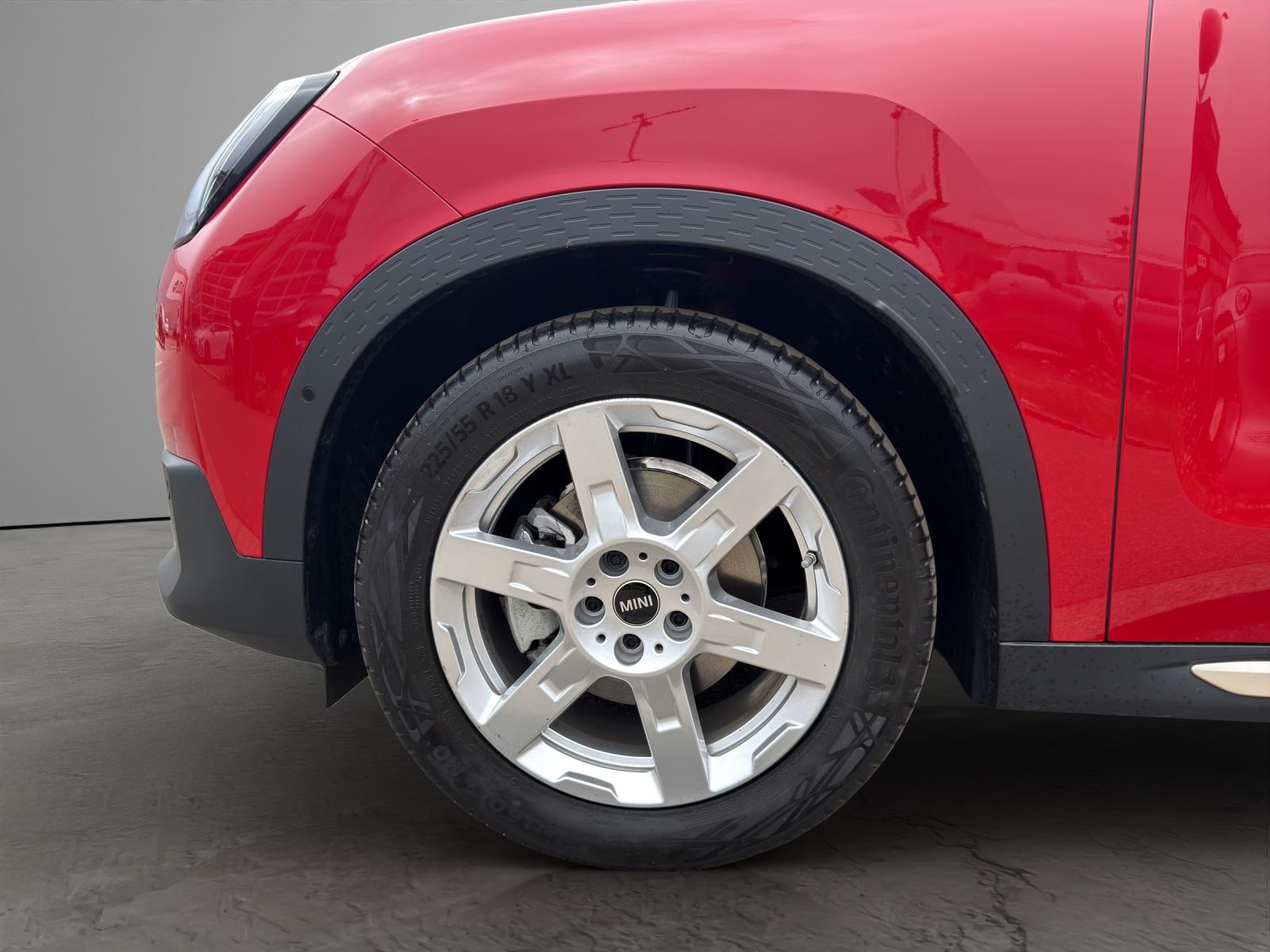 MINI Countryman E-image-19