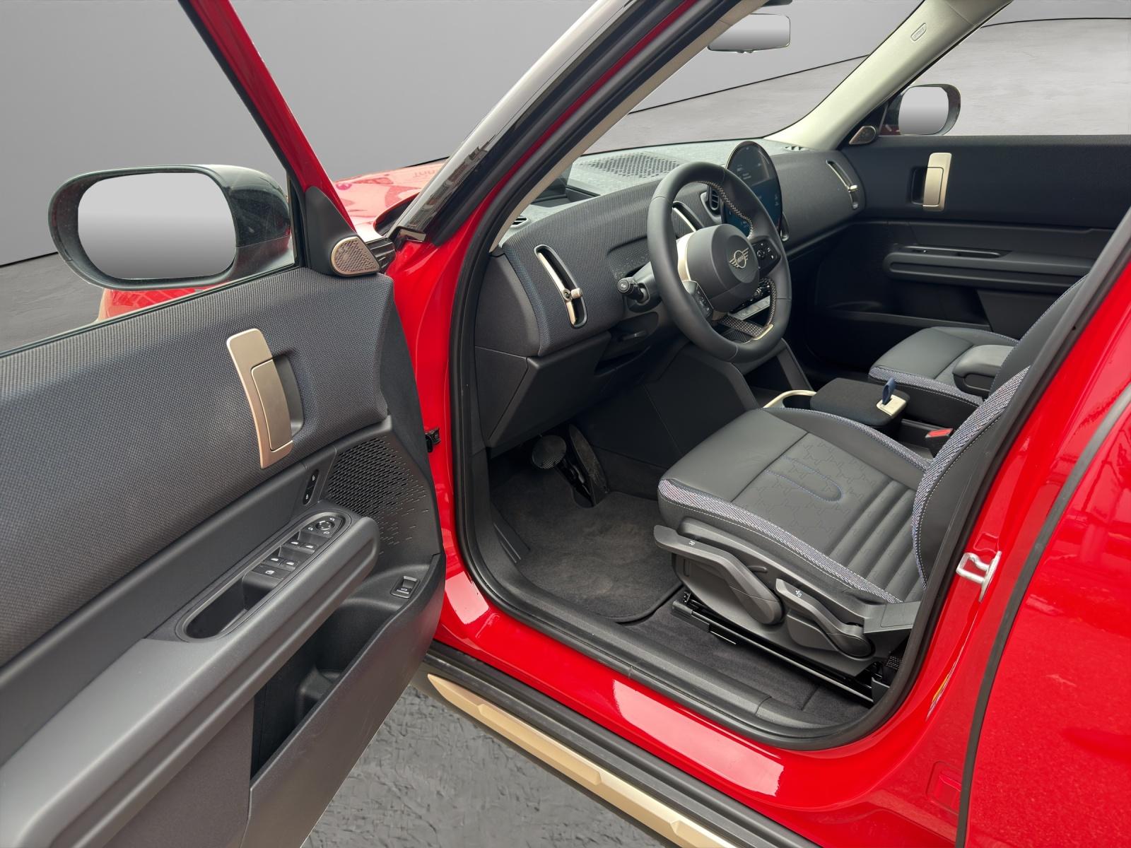 MINI Countryman E-image-10