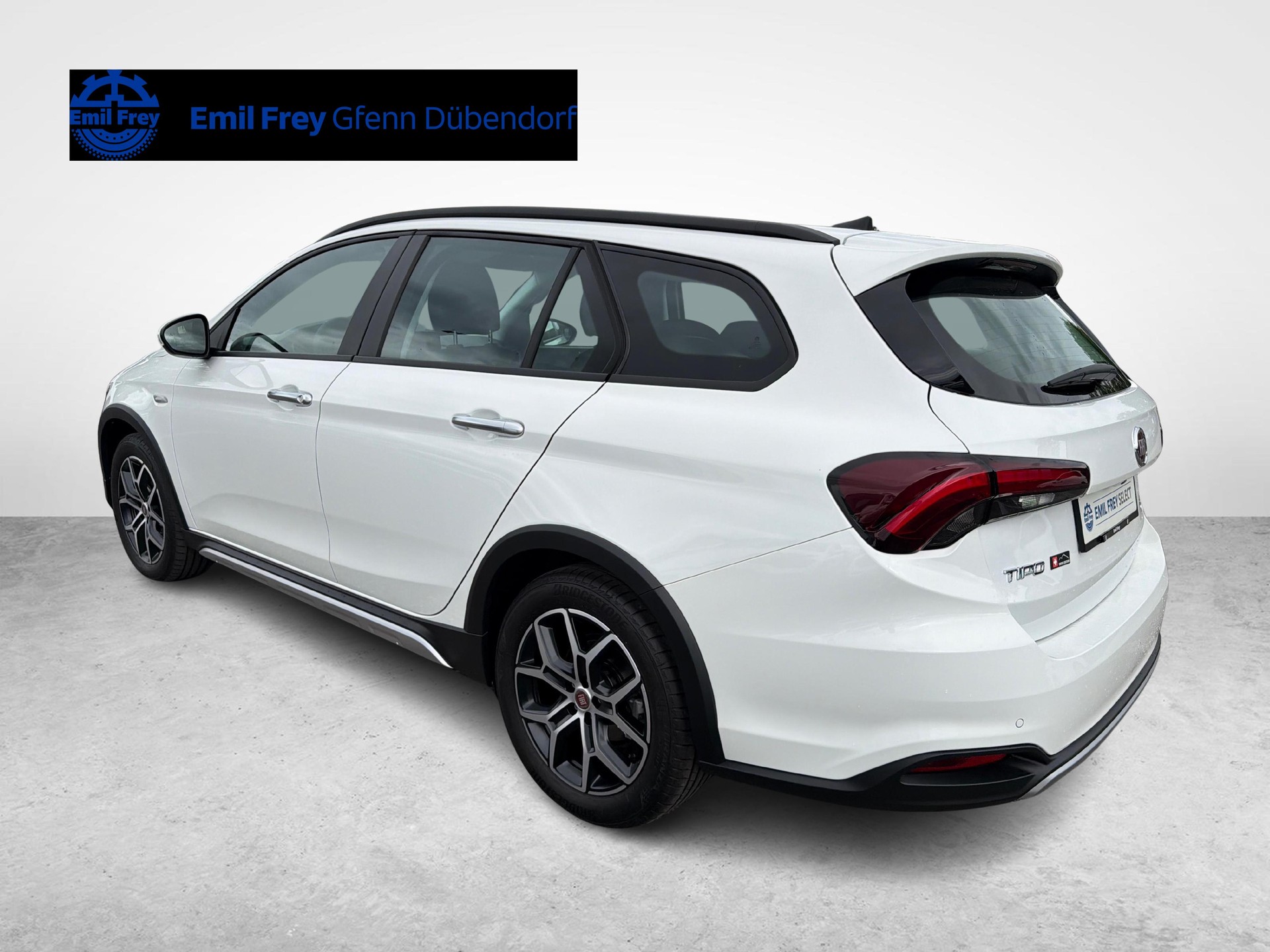FIAT Tipo SW 1.5 Hybrid Swiss Cross-image-3