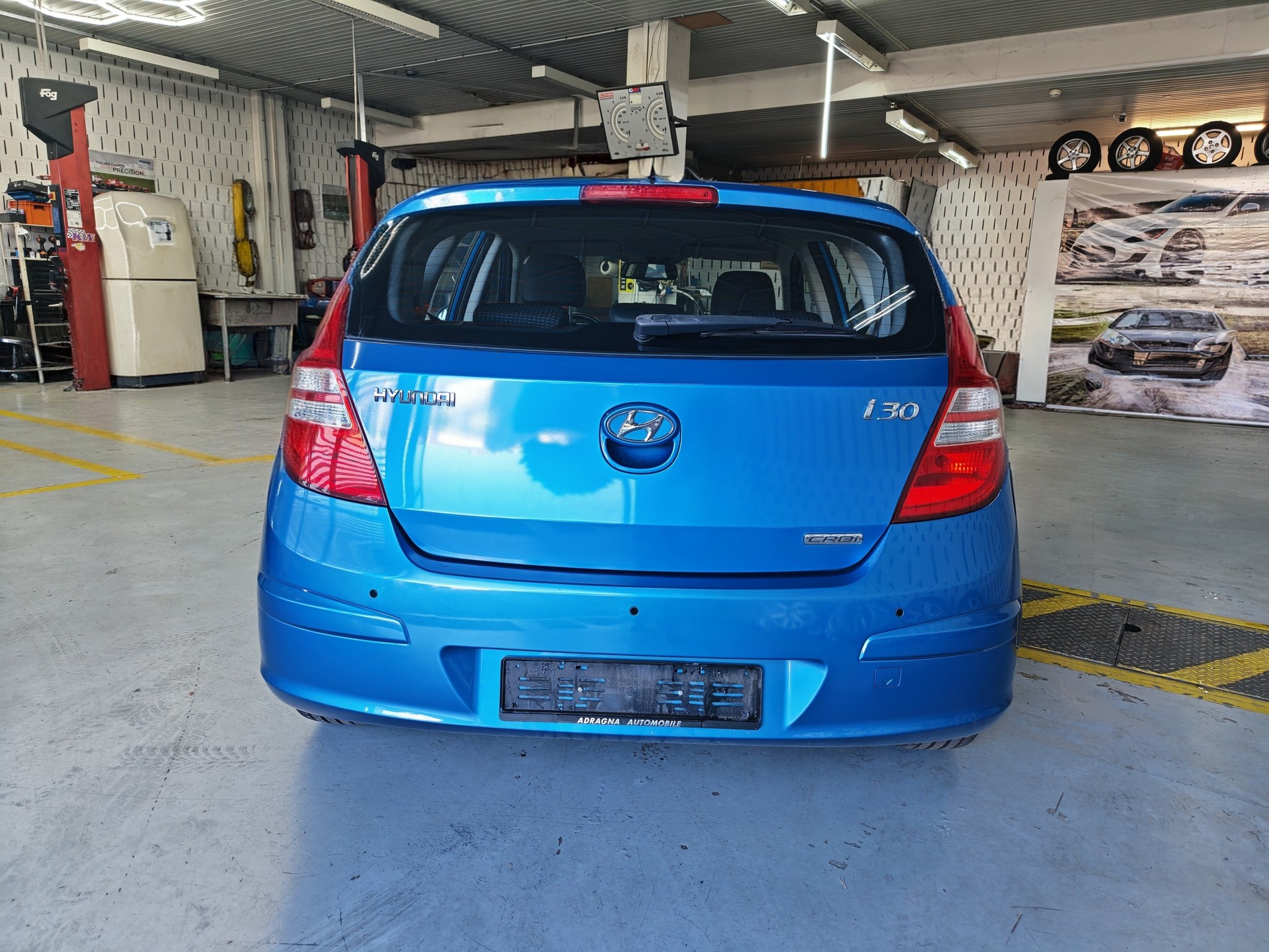 HYUNDAI i30 1.6 CRDi Style-image-3