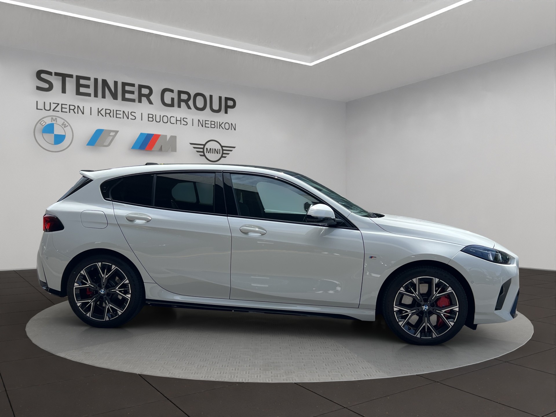 BMW 120d M Sport Pro Steptronic-image-3