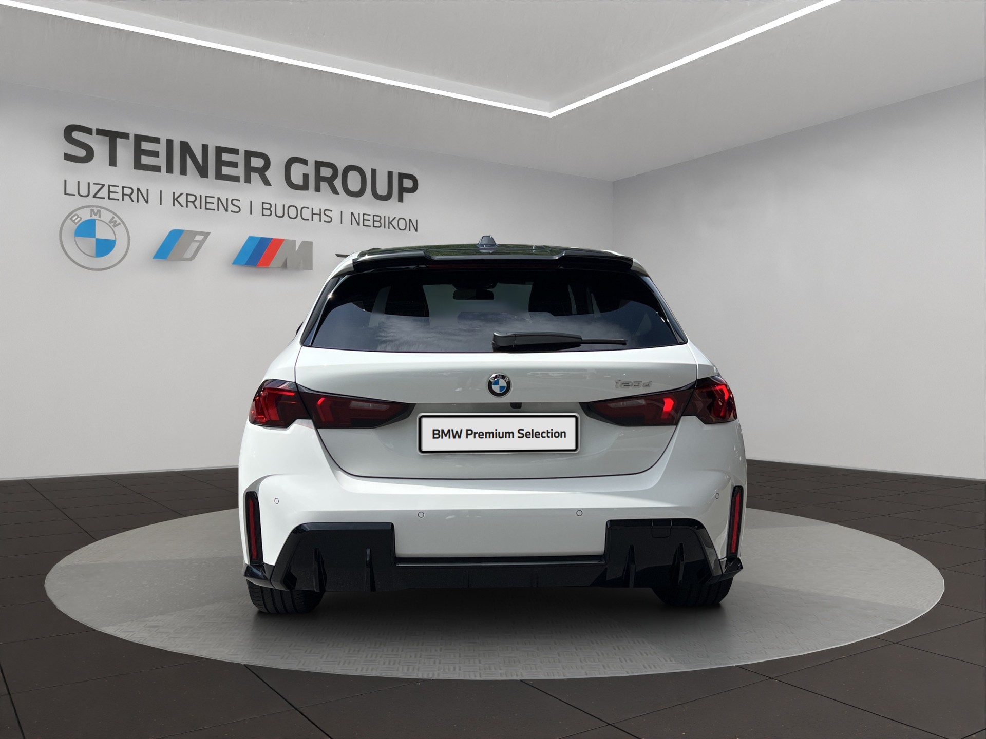 BMW 120d M Sport Pro Steptronic-image-5
