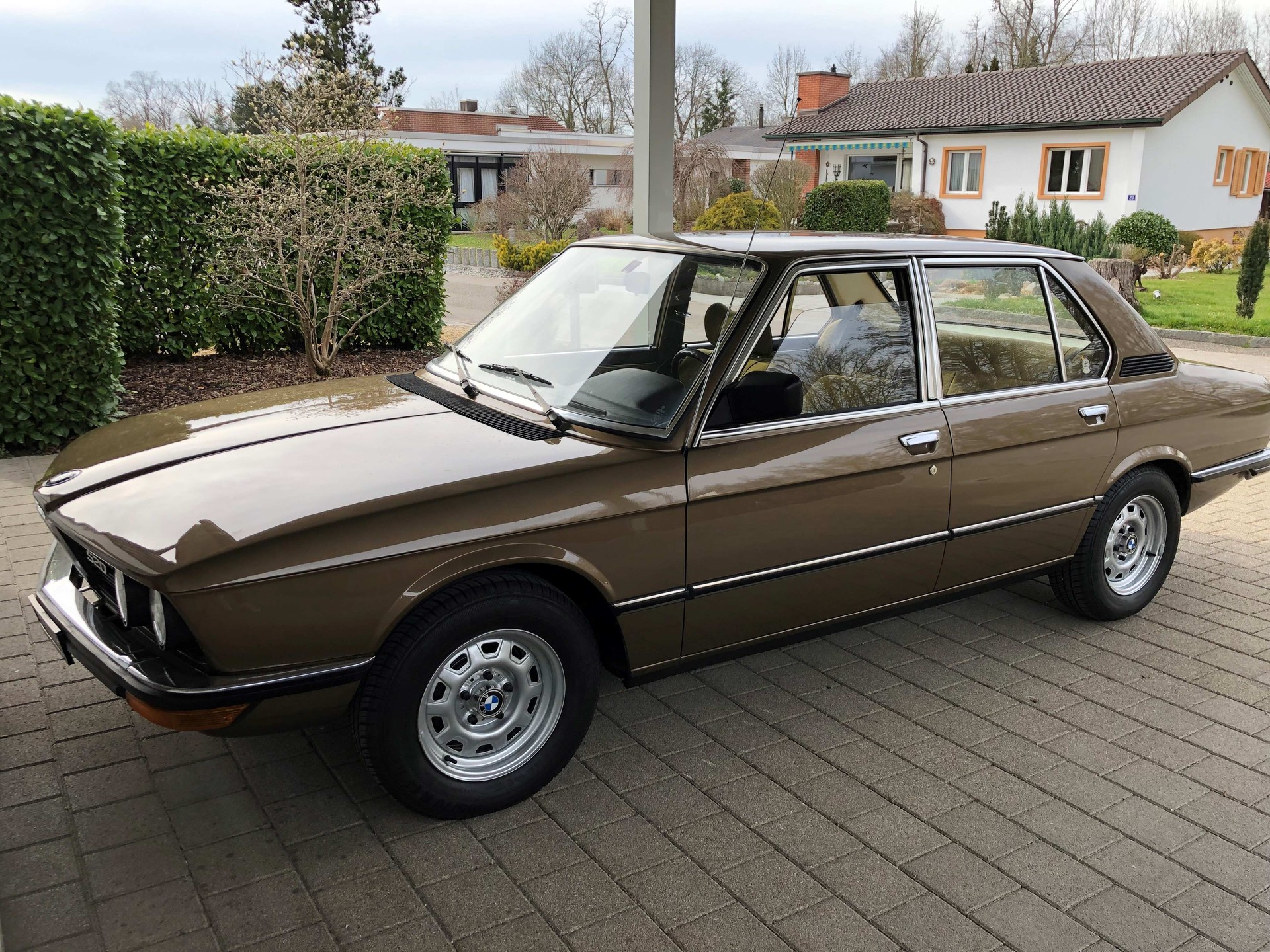 BMW 520/6-image-4