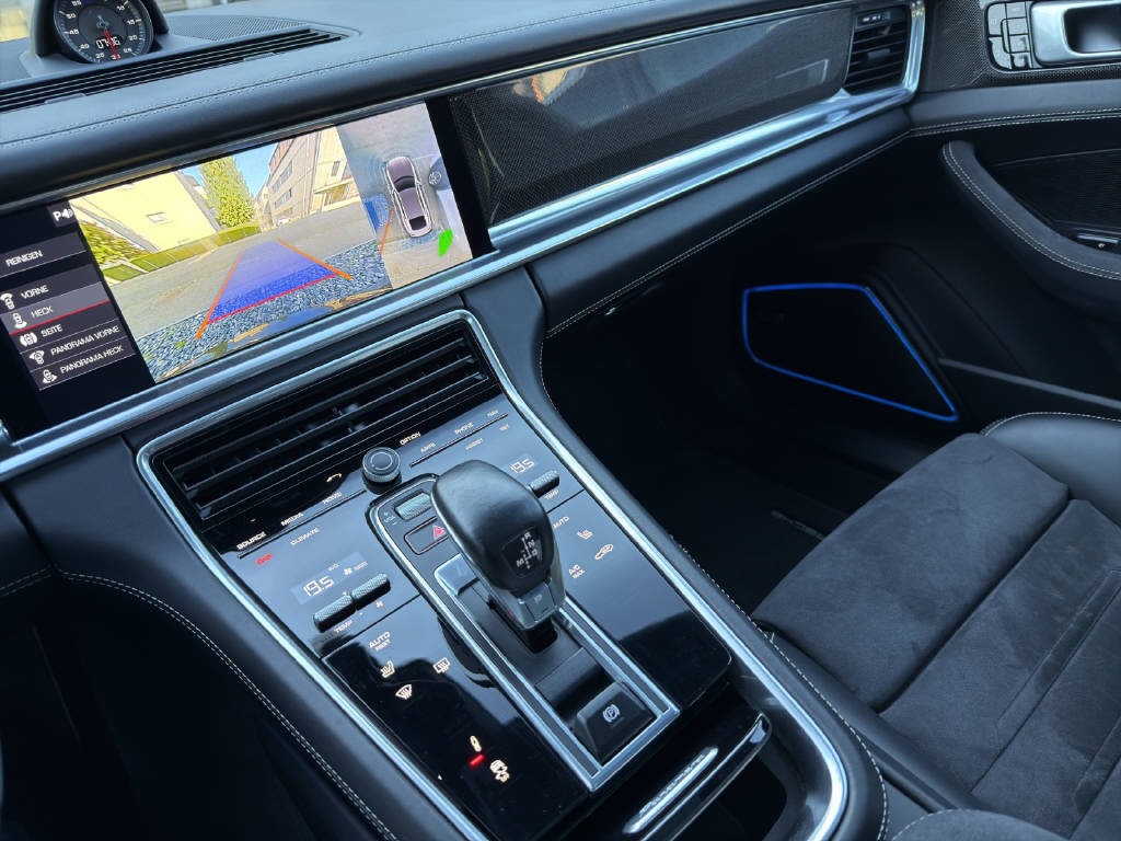 PORSCHE Panamera 4.0 V8 GTS **CH Fahrzeug**-image-11