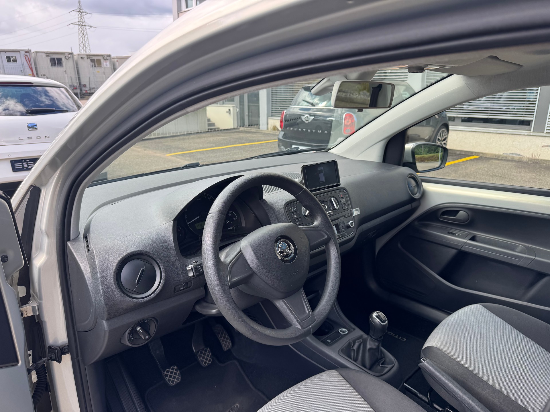 SKODA Citigo 1.0 G-tec Ambition-image-4