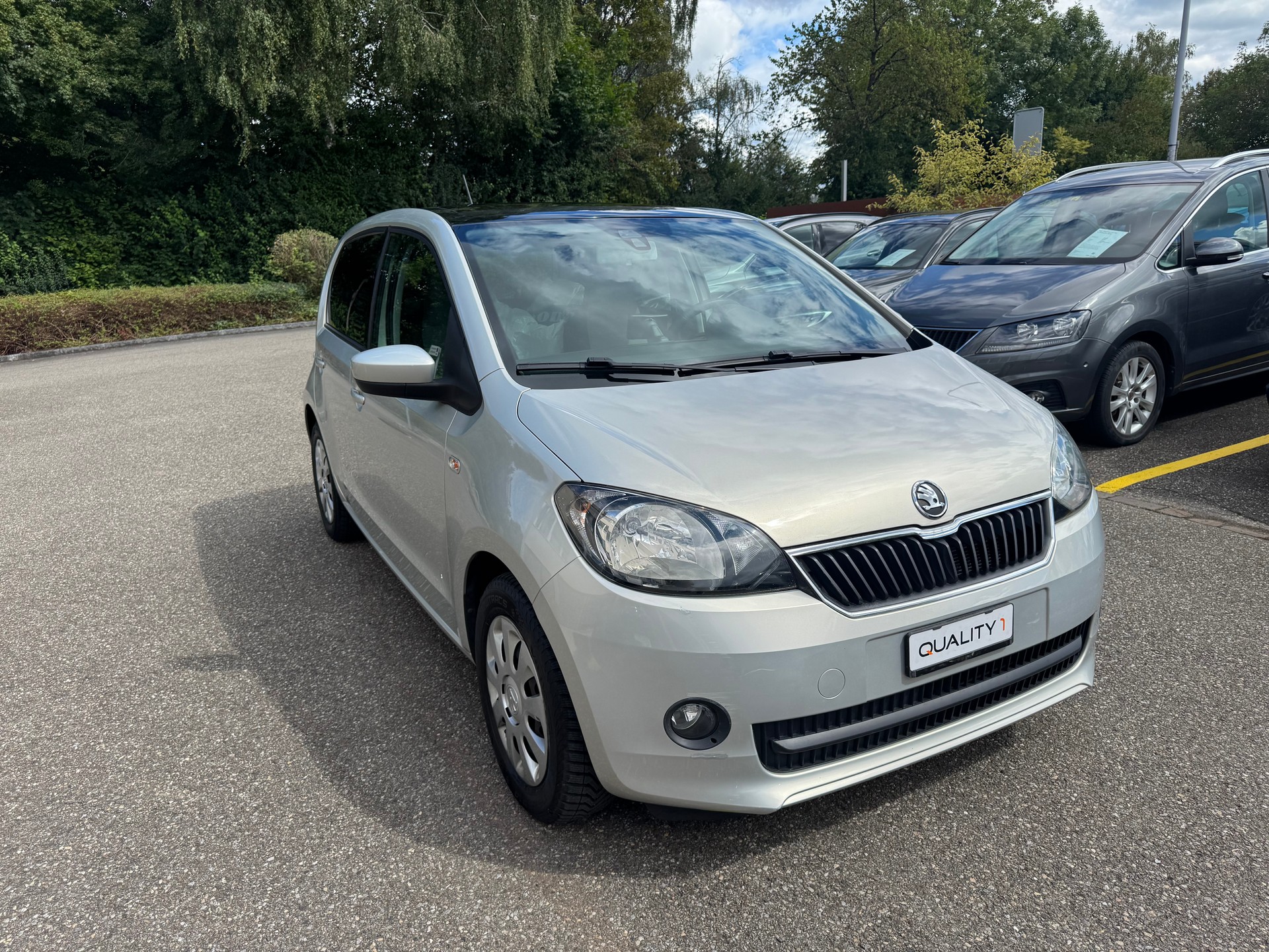 SKODA Citigo 1.0 G-tec Ambition-image-1