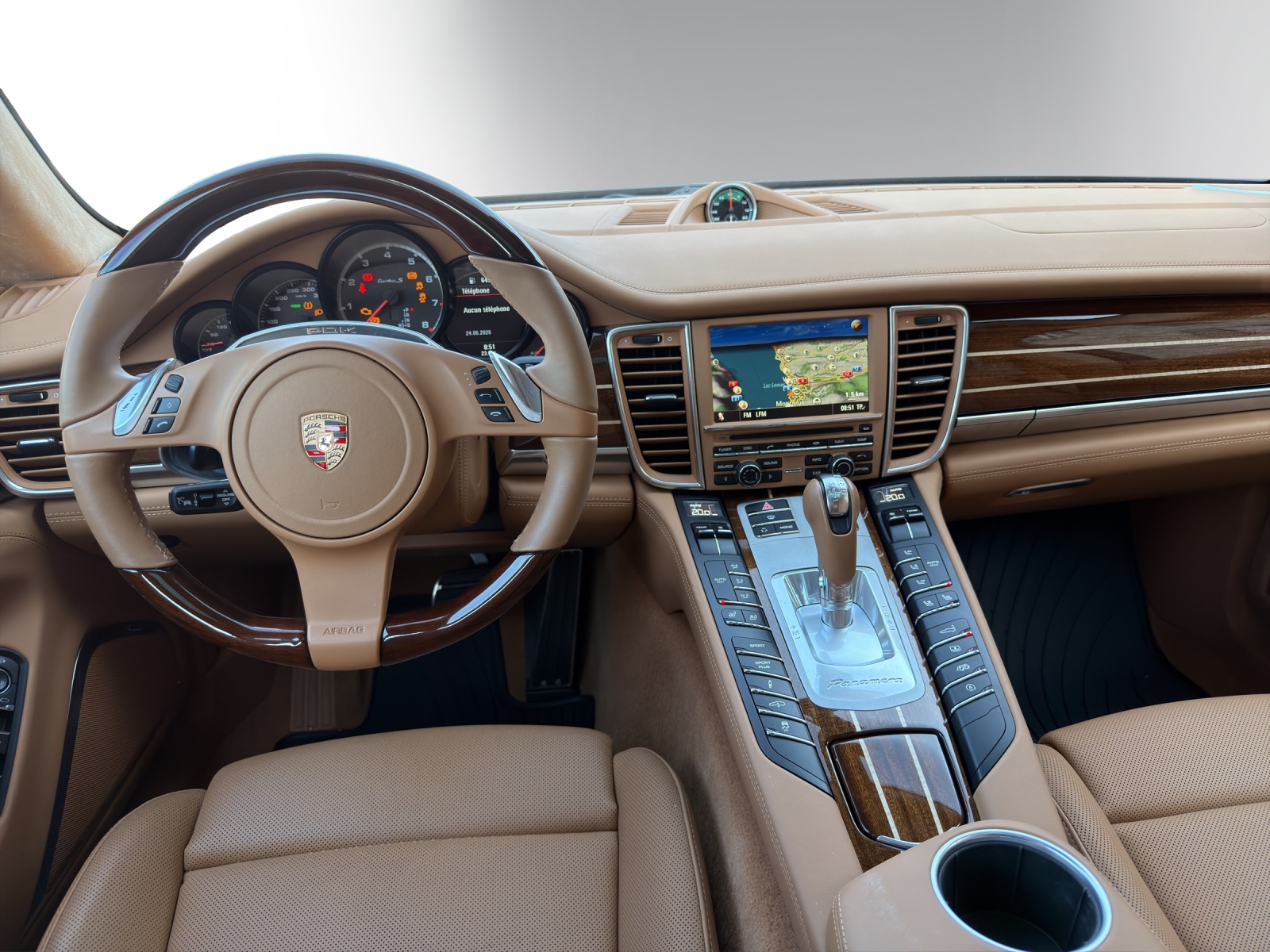 PORSCHE Panamera Turbo S 4.8-image-6