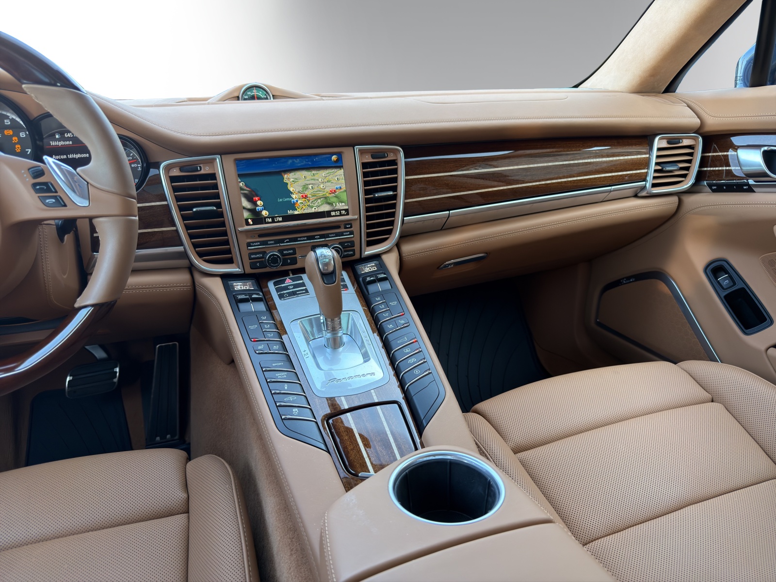 PORSCHE Panamera Turbo S 4.8-image-7