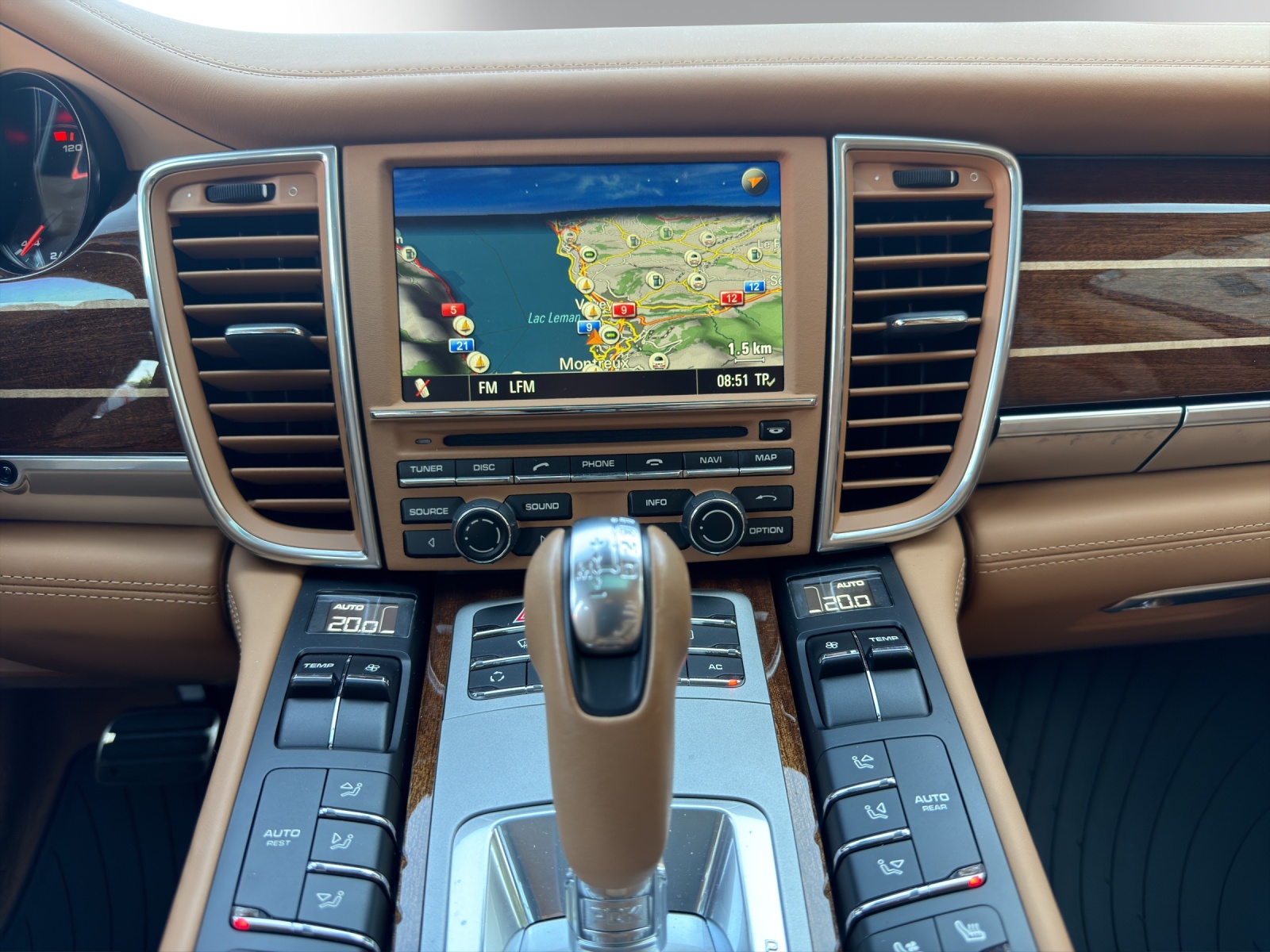 PORSCHE Panamera Turbo S 4.8-image-11