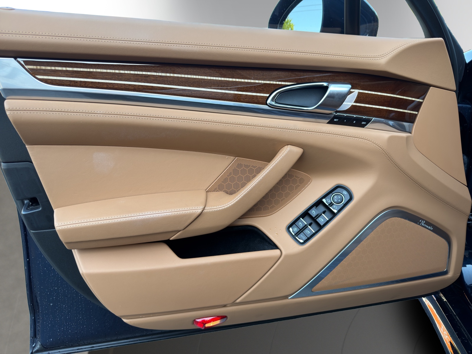 PORSCHE Panamera Turbo S 4.8-image-9