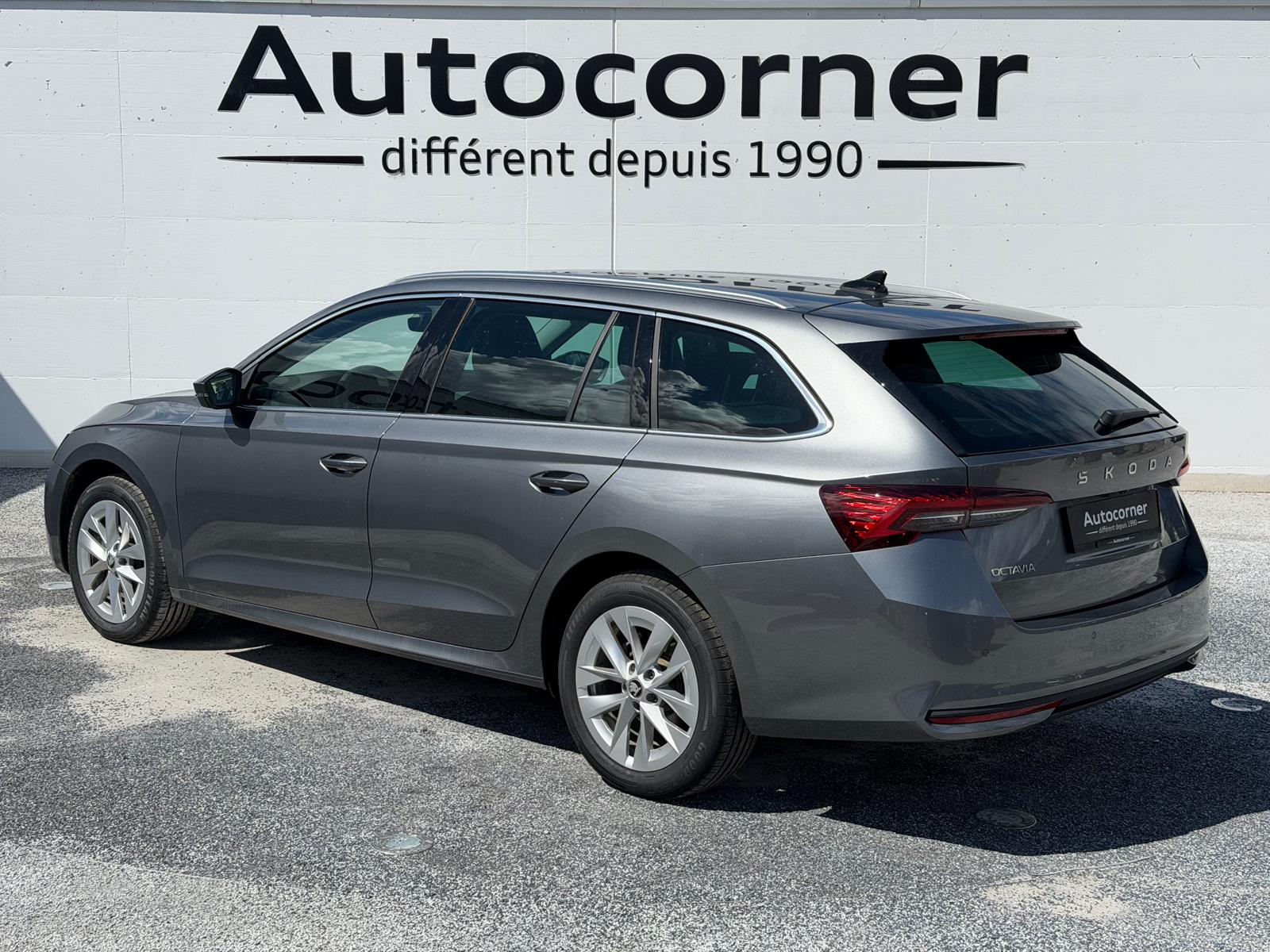 SKODA Octavia Combi 1.5 TSI mHEV DSG Dynamic-image-3
