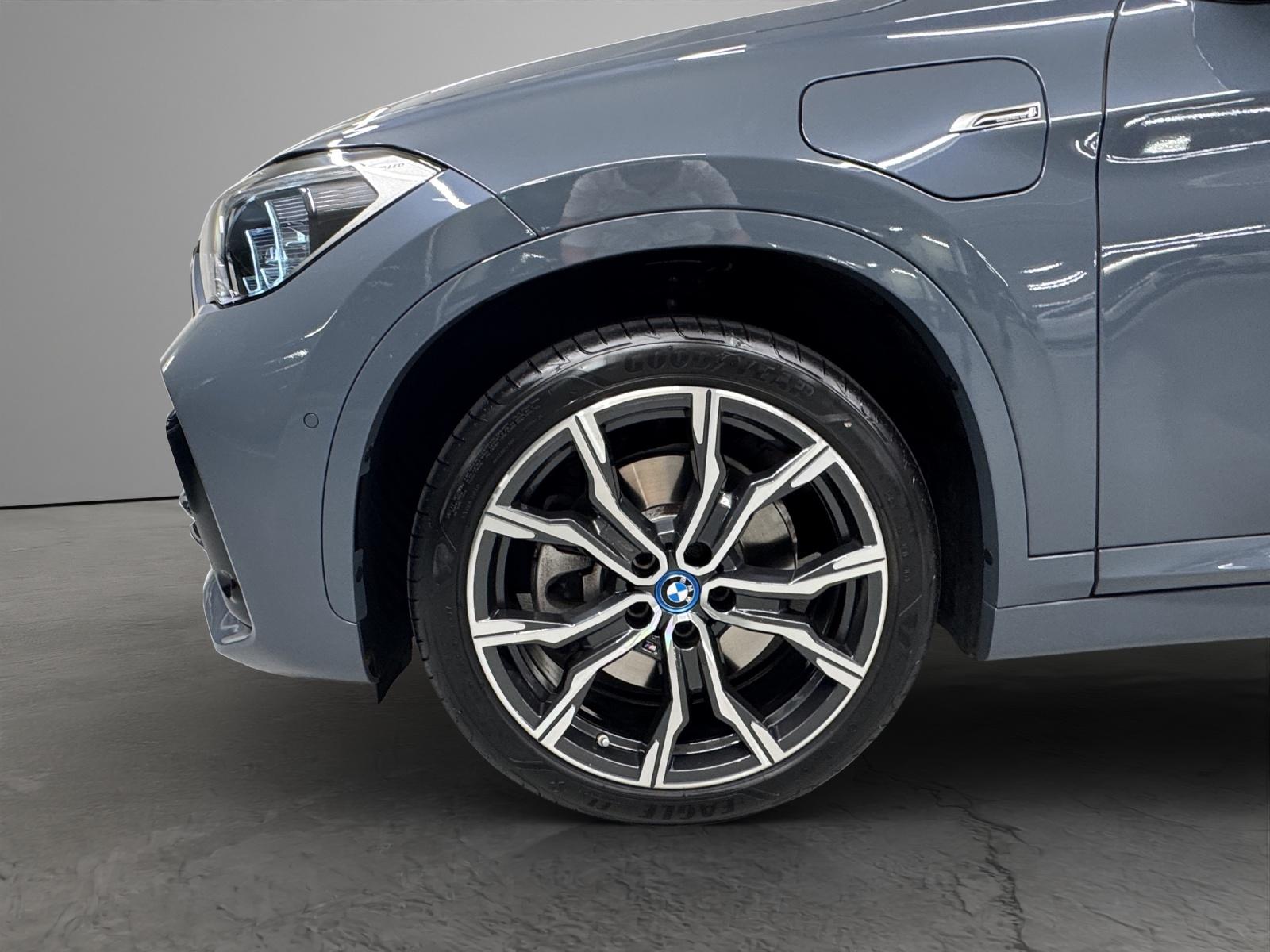 BMW X1 25e xDrive-image-8