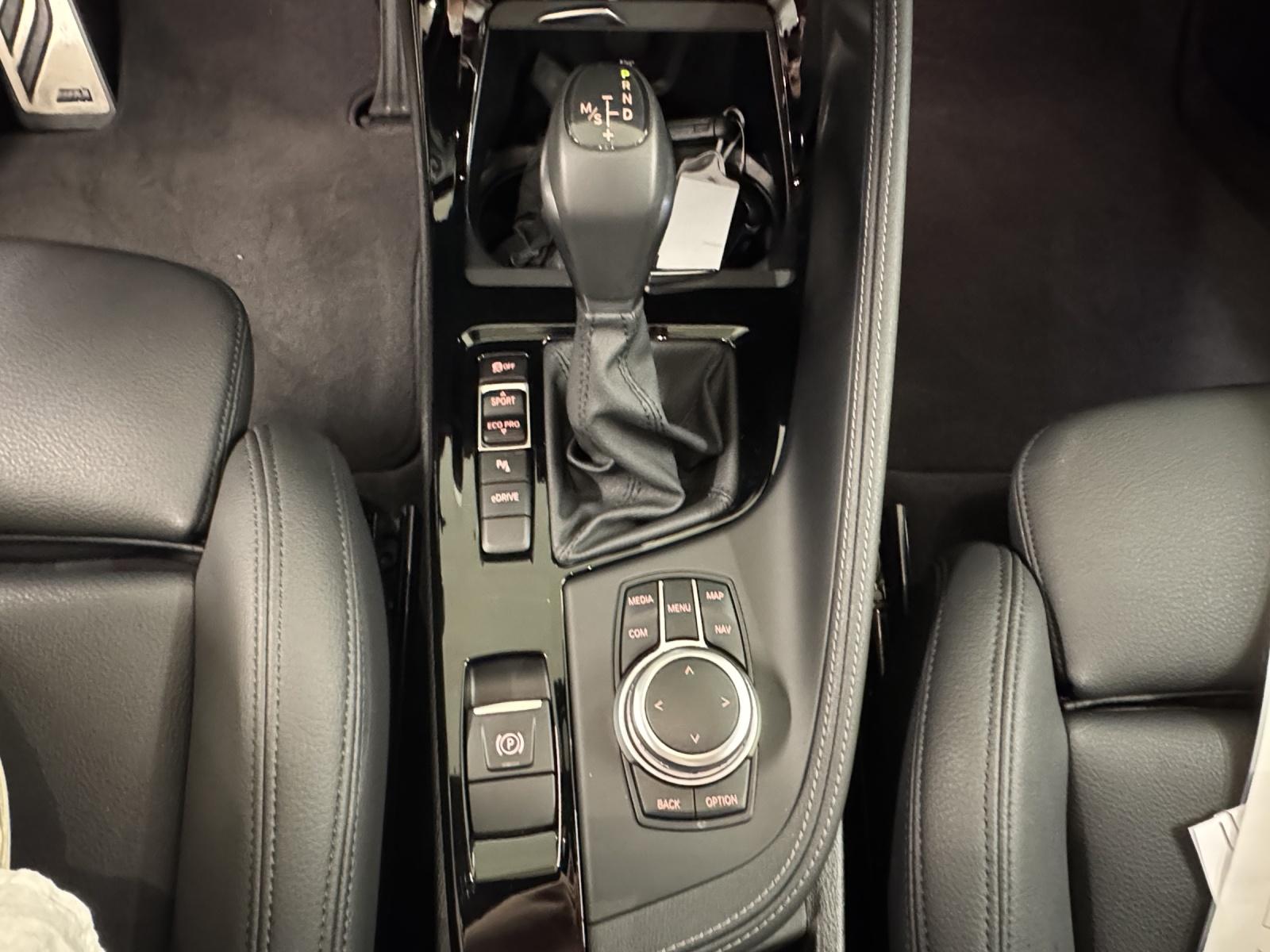 BMW X1 25e xDrive-image-18