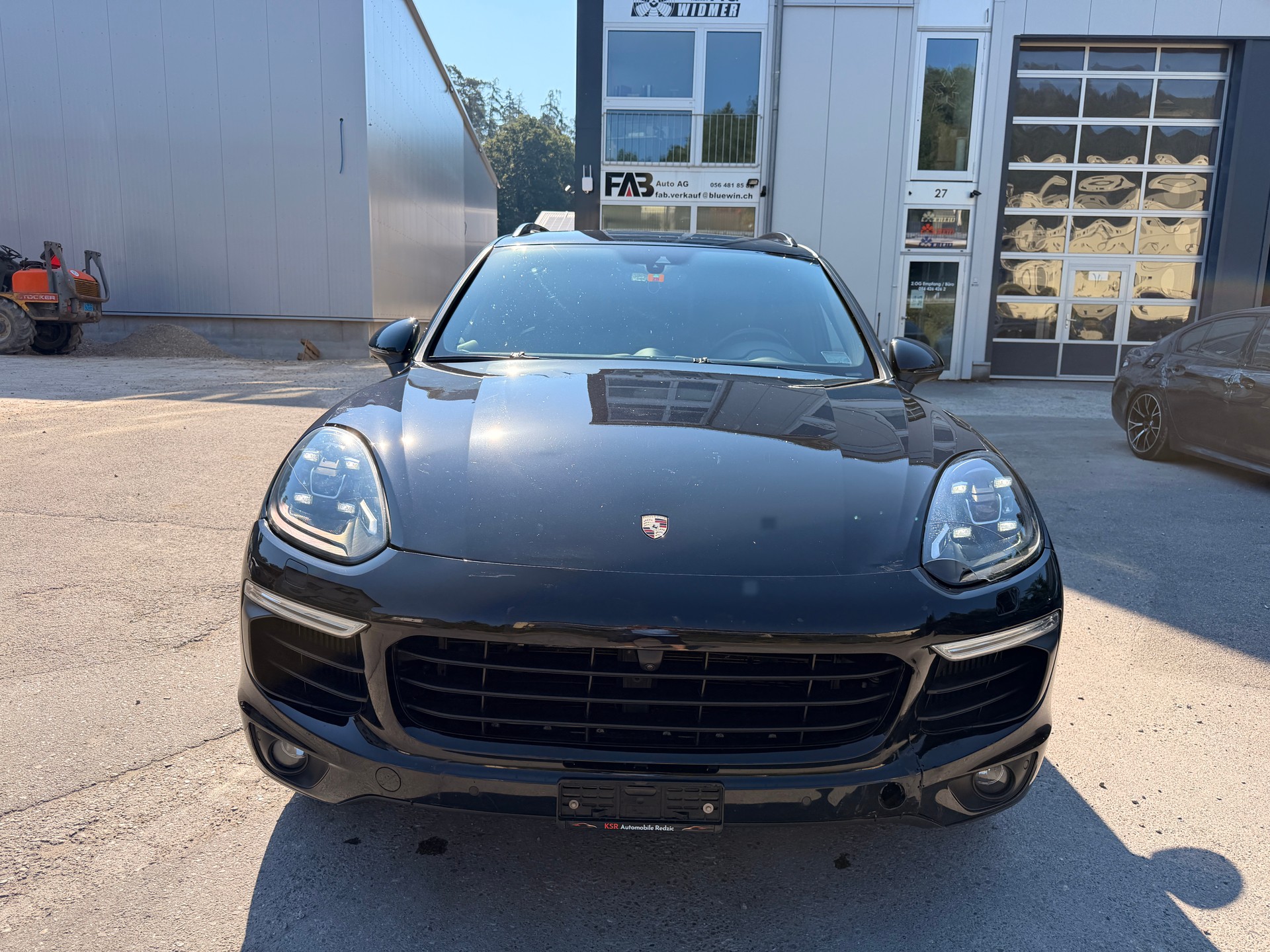 PORSCHE Cayenne Diesel Platinum Edition