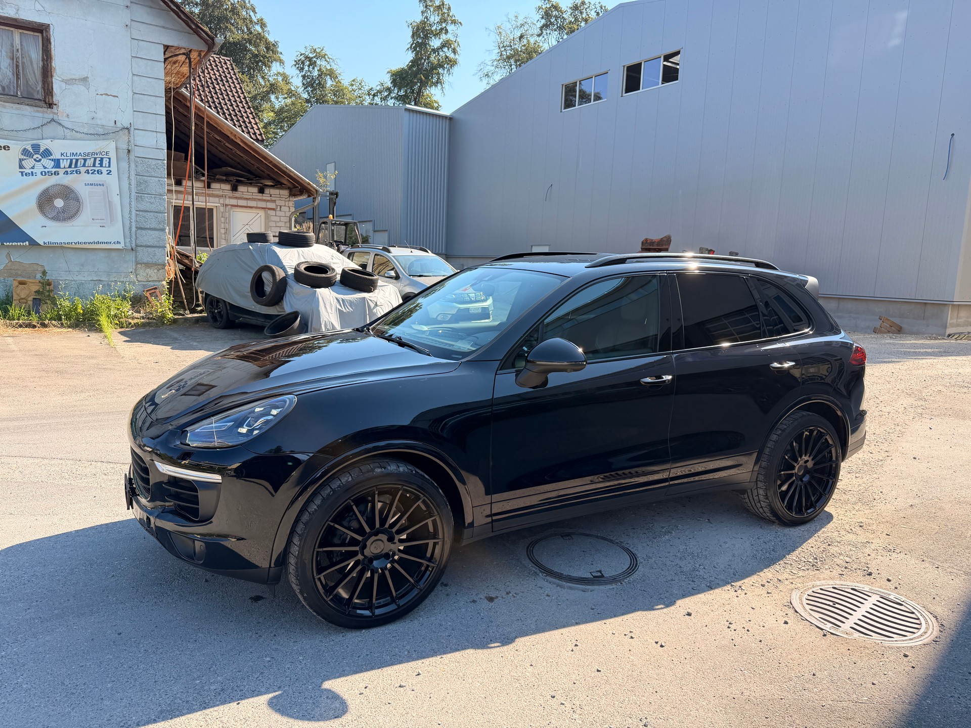 PORSCHE Cayenne Diesel Platinum Edition-image-7