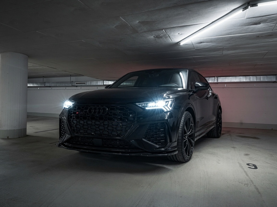 AUDI RS Q3 2.5 TFSI Sportback quattro (CH) Black Edition | PANO | AHK | Gratis Service-image-0