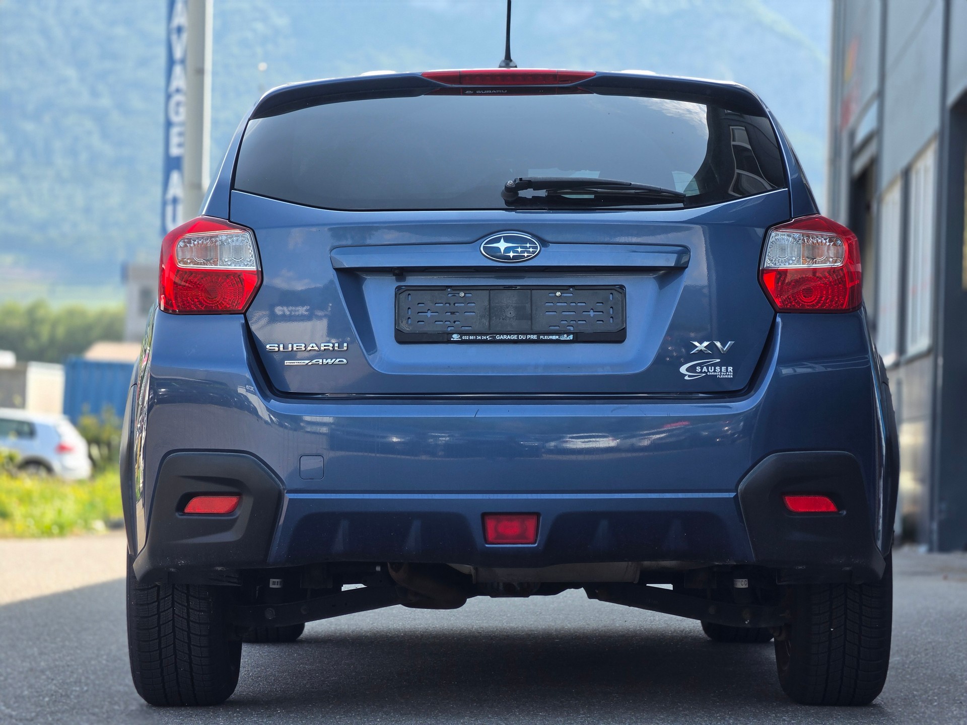 SUBARU XV 2.0 Swiss Two AWD CVT-image-3