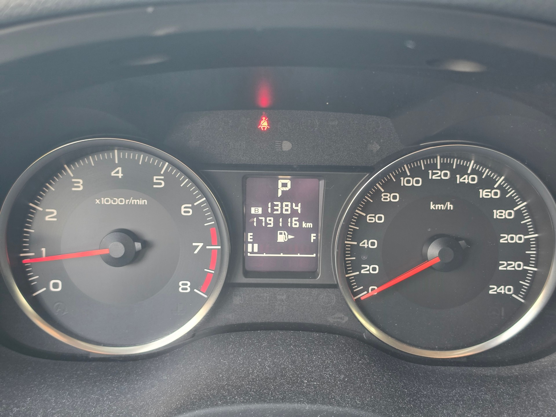 SUBARU XV 2.0 Swiss Two AWD CVT-image-10