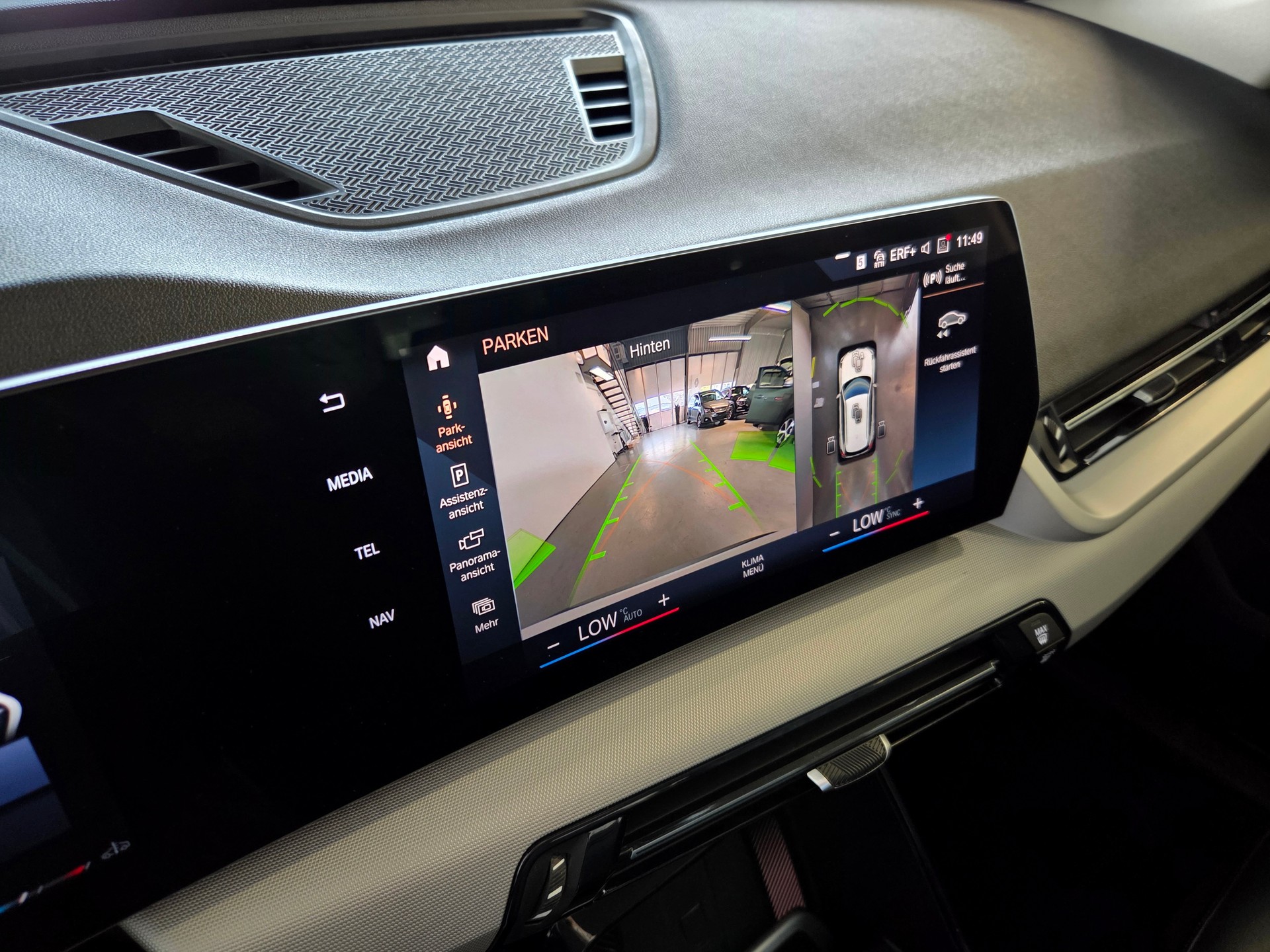 BMW X1 23i xDrive-image-4