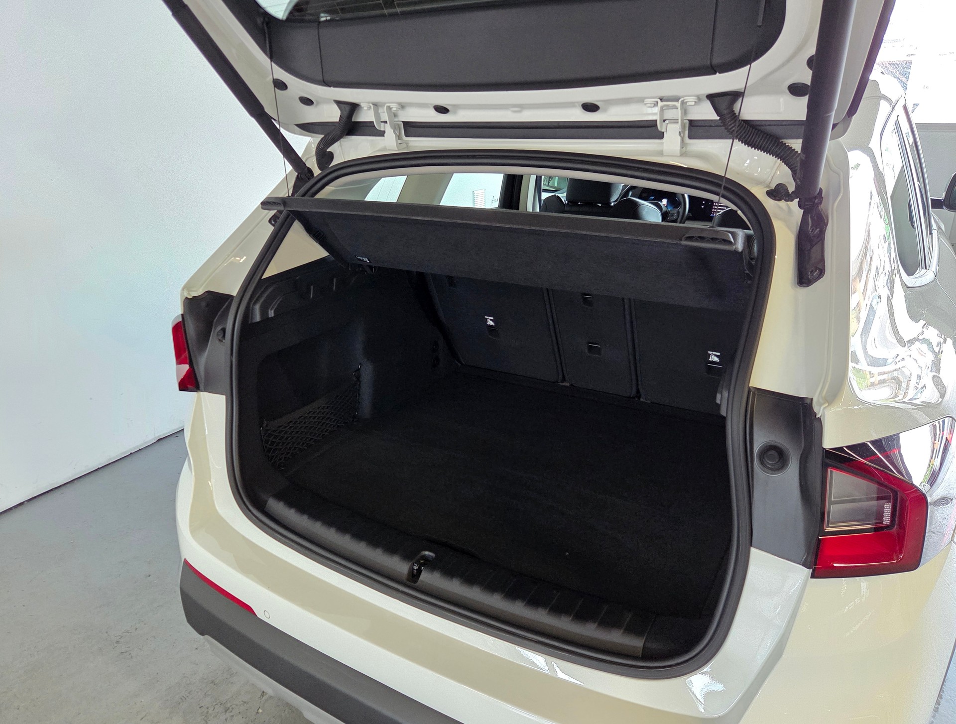 BMW X1 23i xDrive-image-20