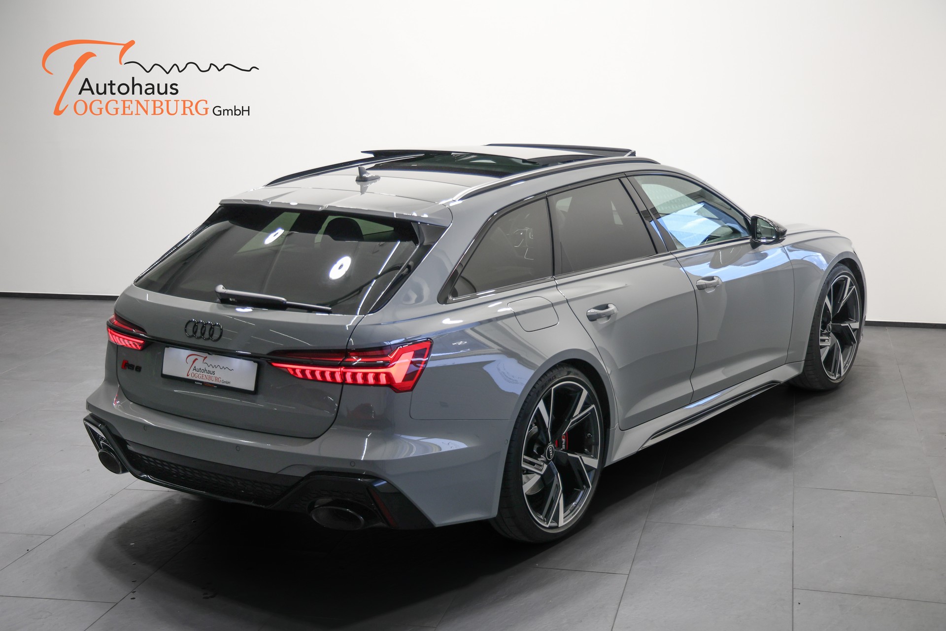 AUDI RS6 Avant 4.0 TFSI V8 quattro *Nardograu*-image-7