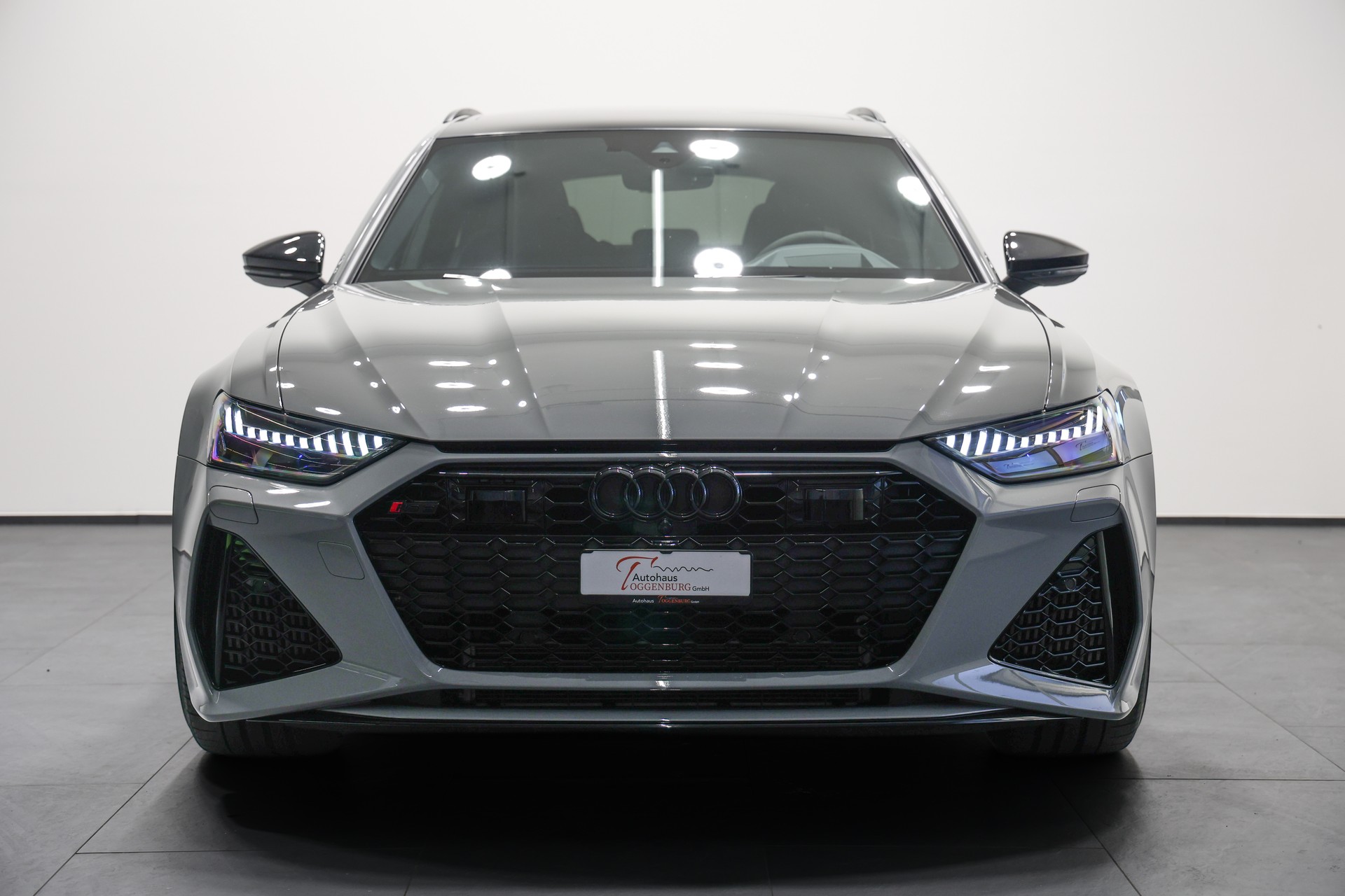 AUDI RS6 Avant 4.0 TFSI V8 quattro *Nardograu*-image-3